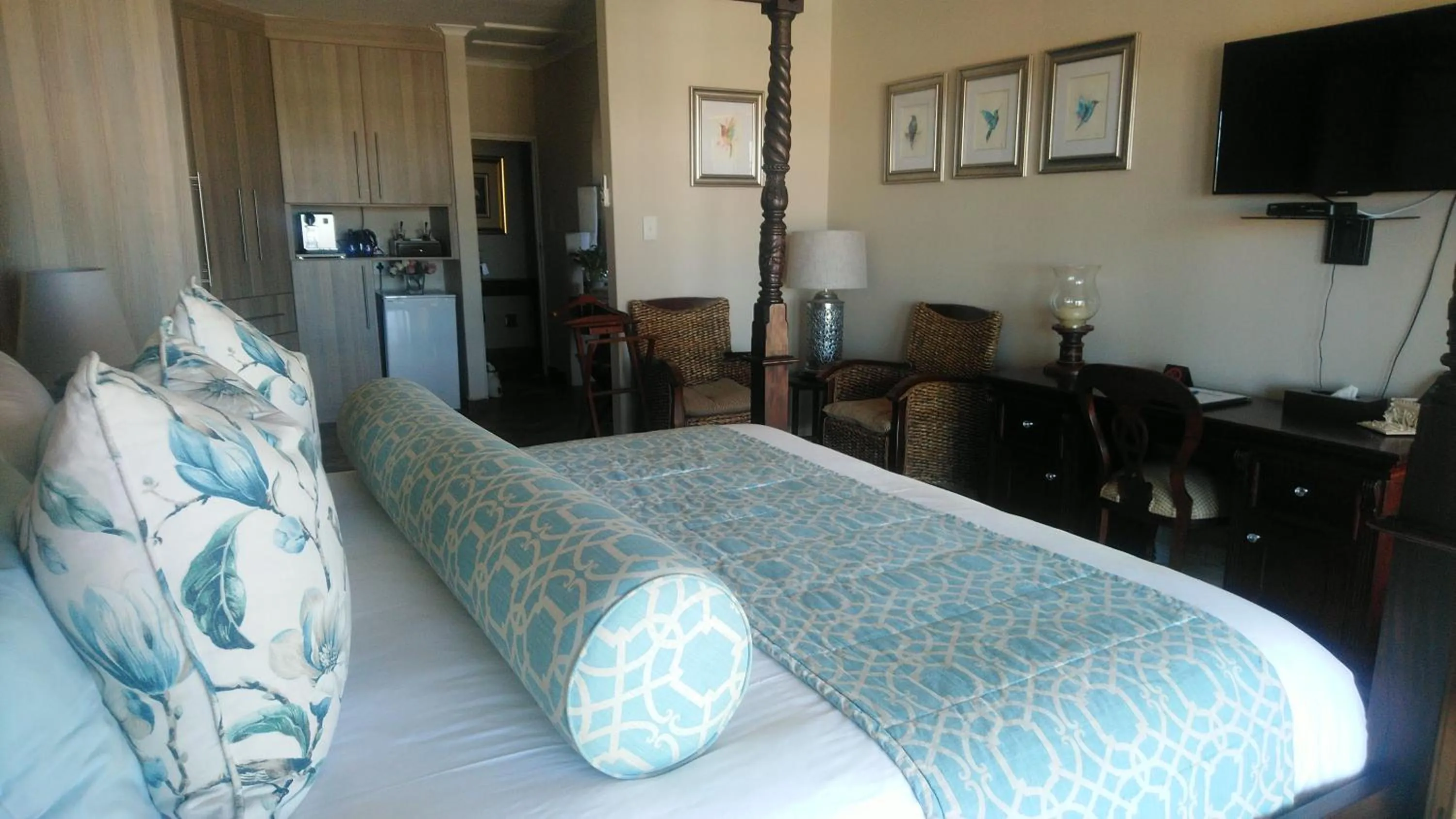 Bed in Nautilus Guesthouse