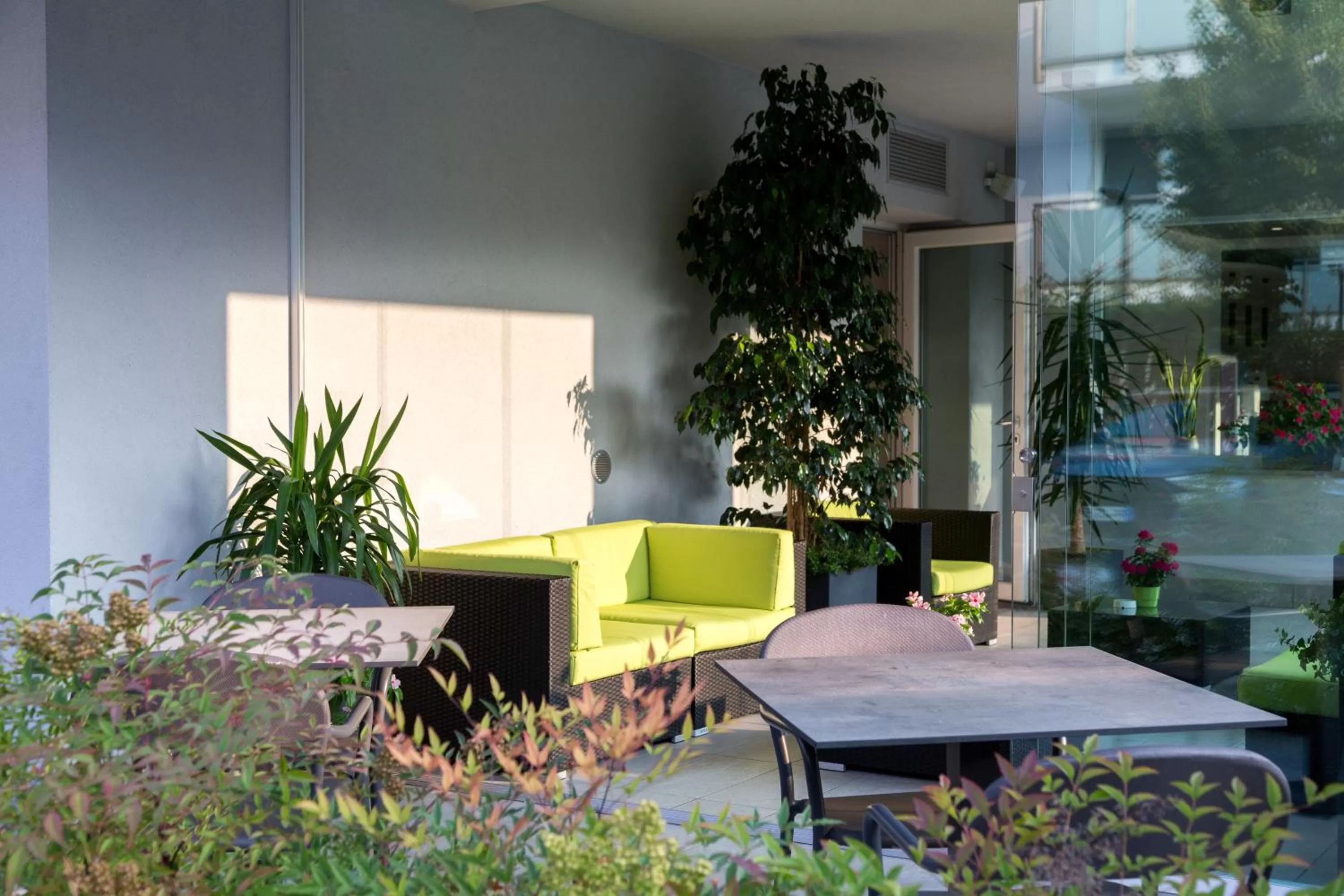 Lounge or bar in Garda Life