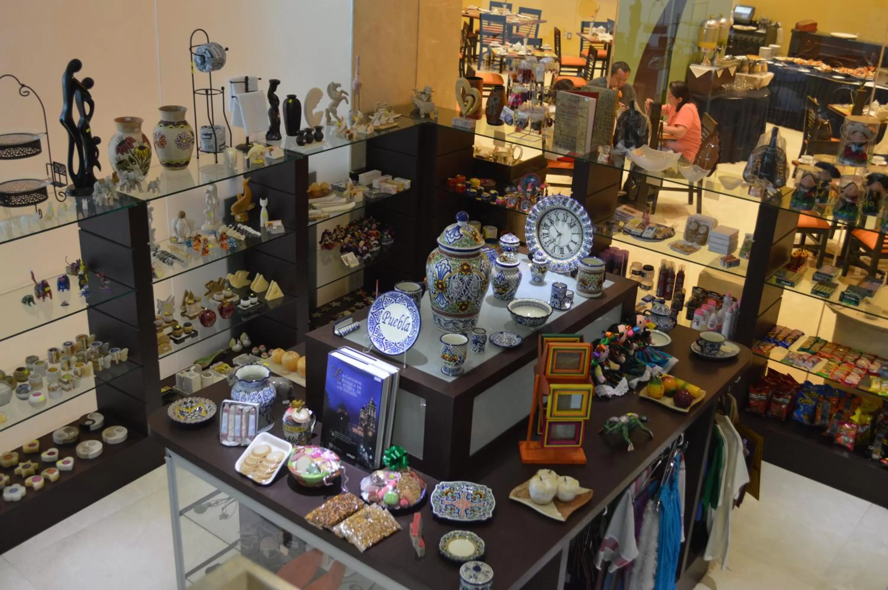 Lobby or reception in Holiday Inn Puebla Finsa by IHG