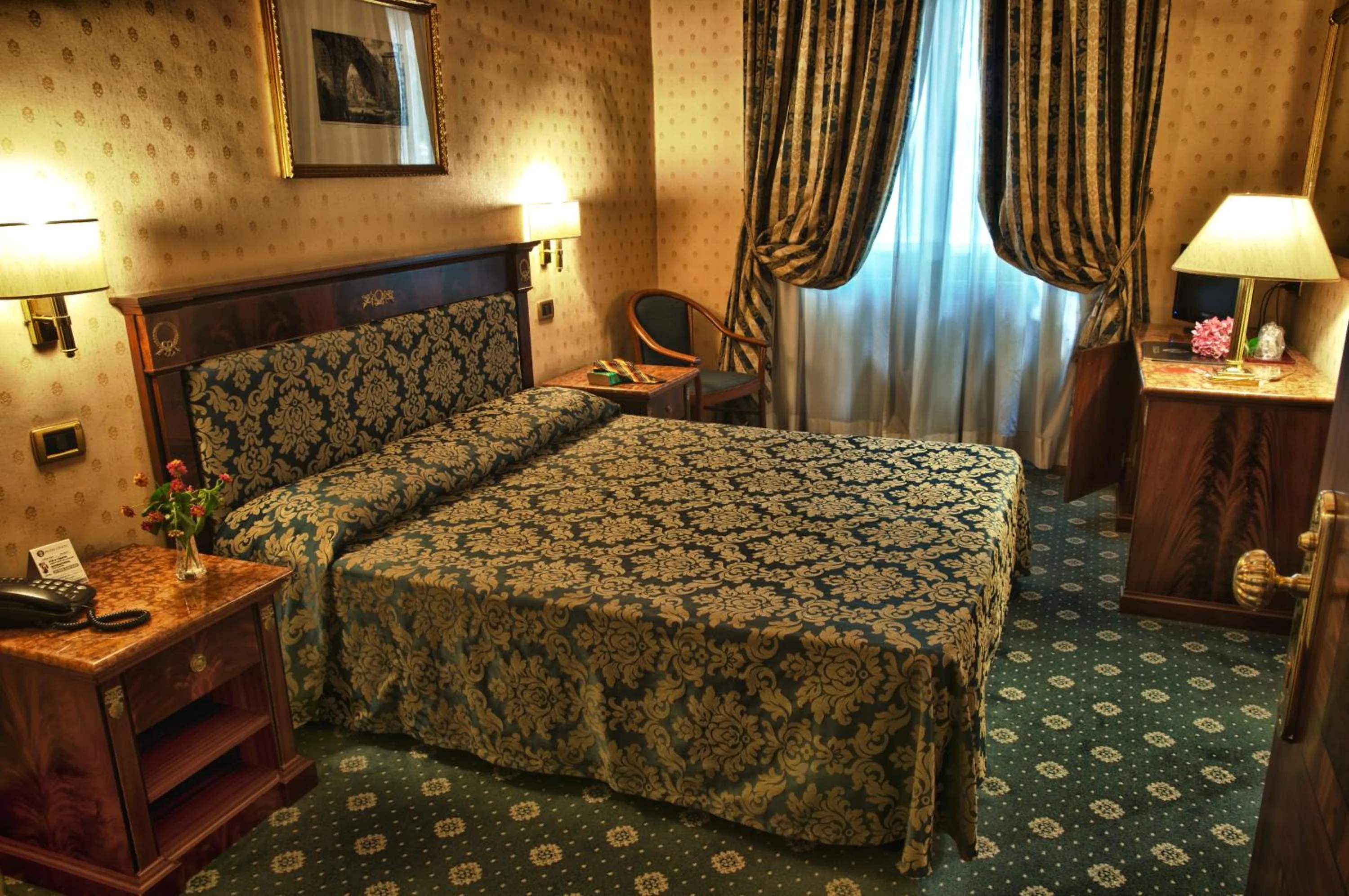 Photo of the whole room, Bed in Hotel Cilicia