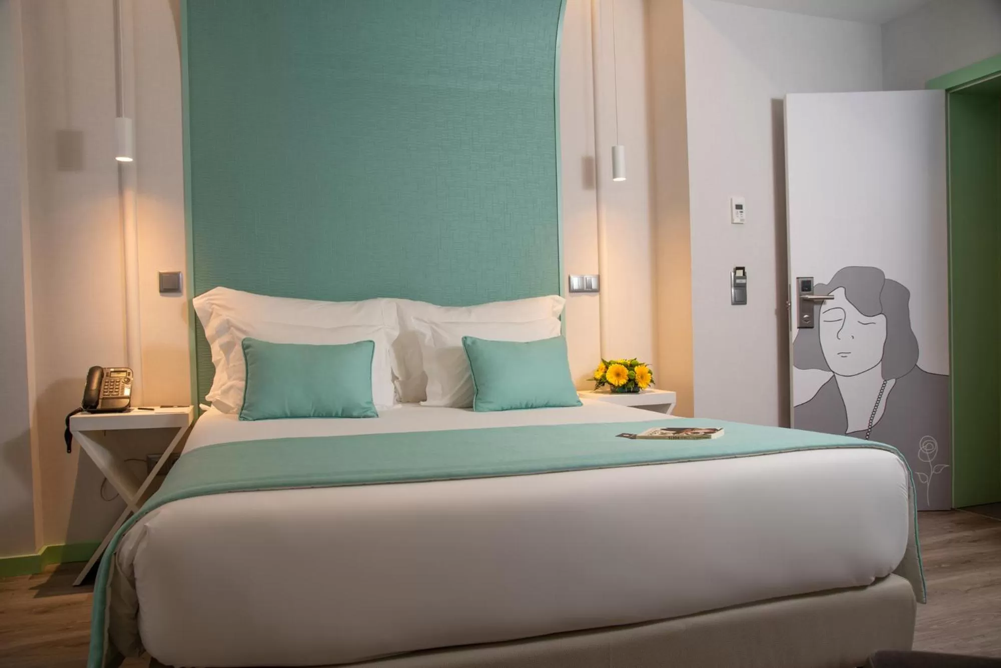 Bed in Be Poet Baixa Hotel