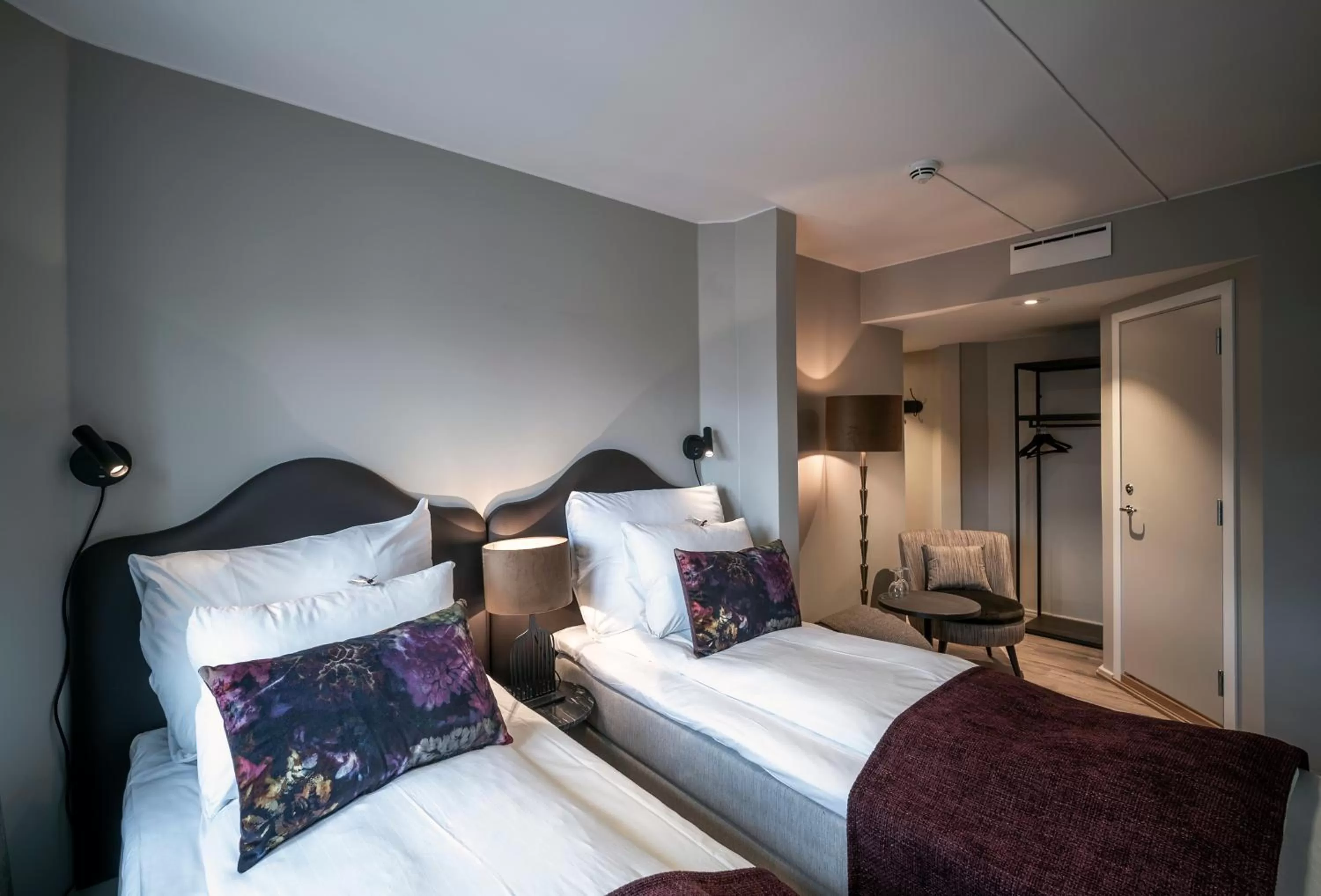 Photo of the whole room, Bed in Aksjemøllen - by Classic Norway Hotels