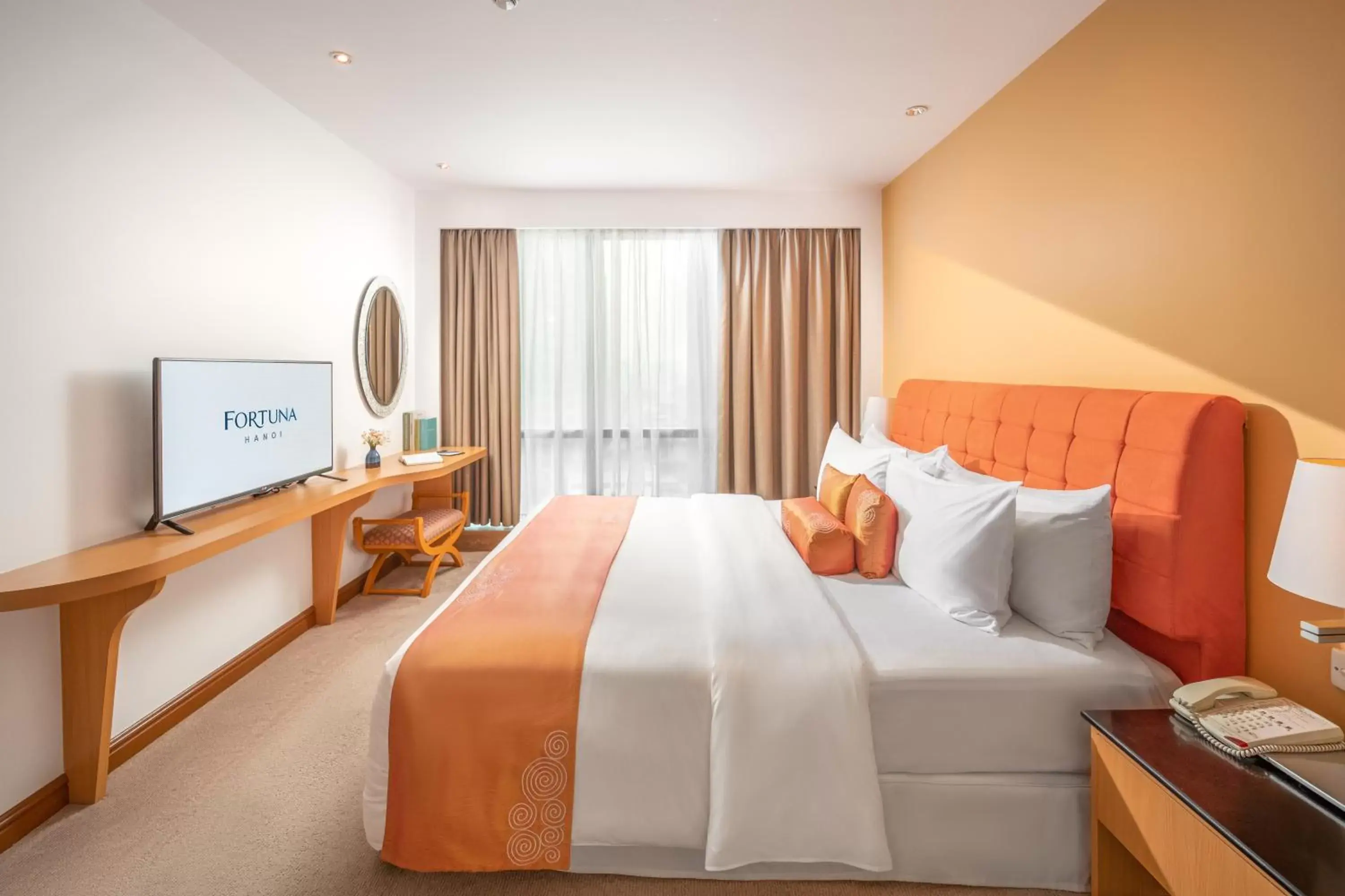 King Suite with Spa Bath in Fortuna Hotel Hanoi King Suite with Spa Bath in Fortuna Hotel Hanoi