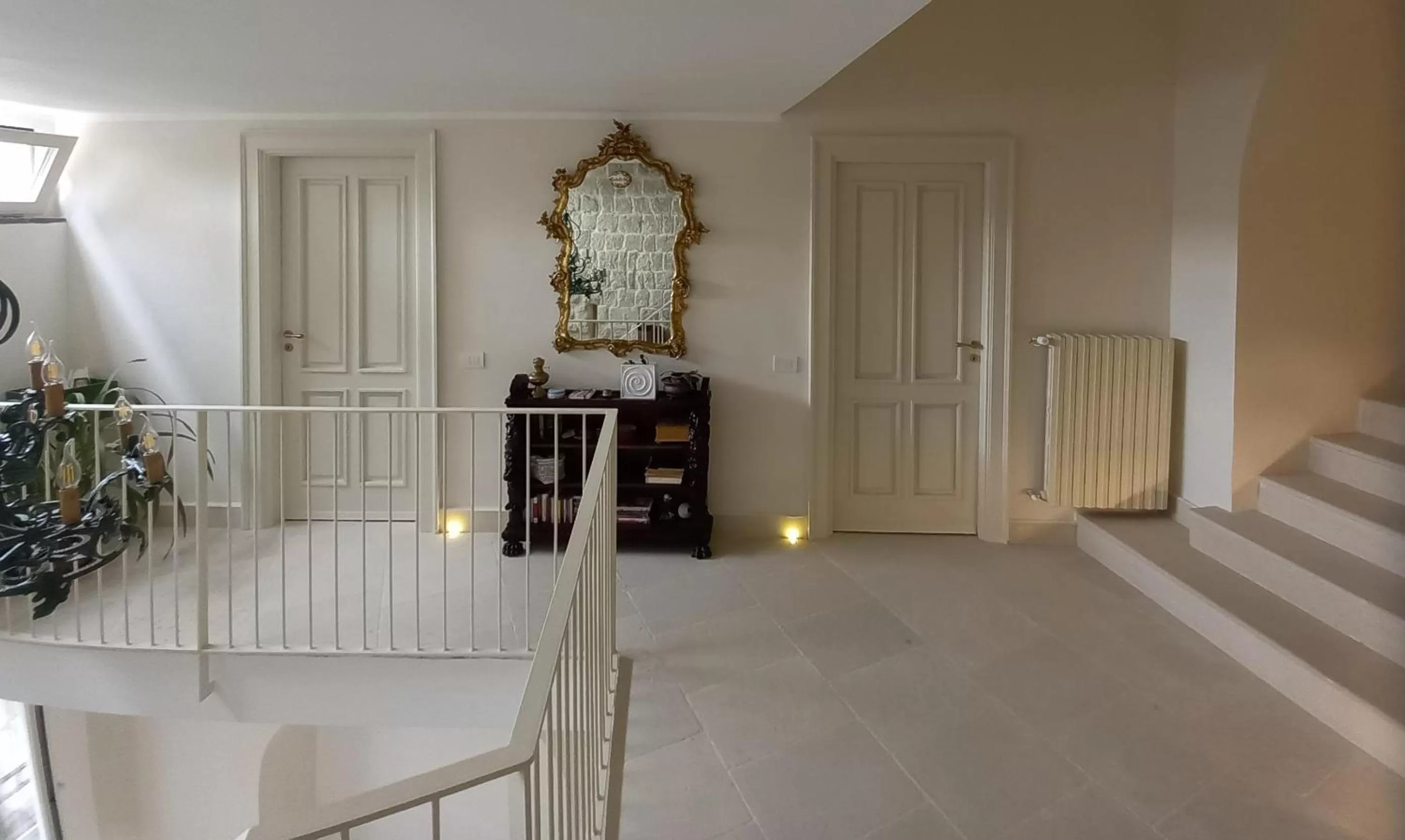 Decorative detail, Seating Area in Le Petit Palais - Naples