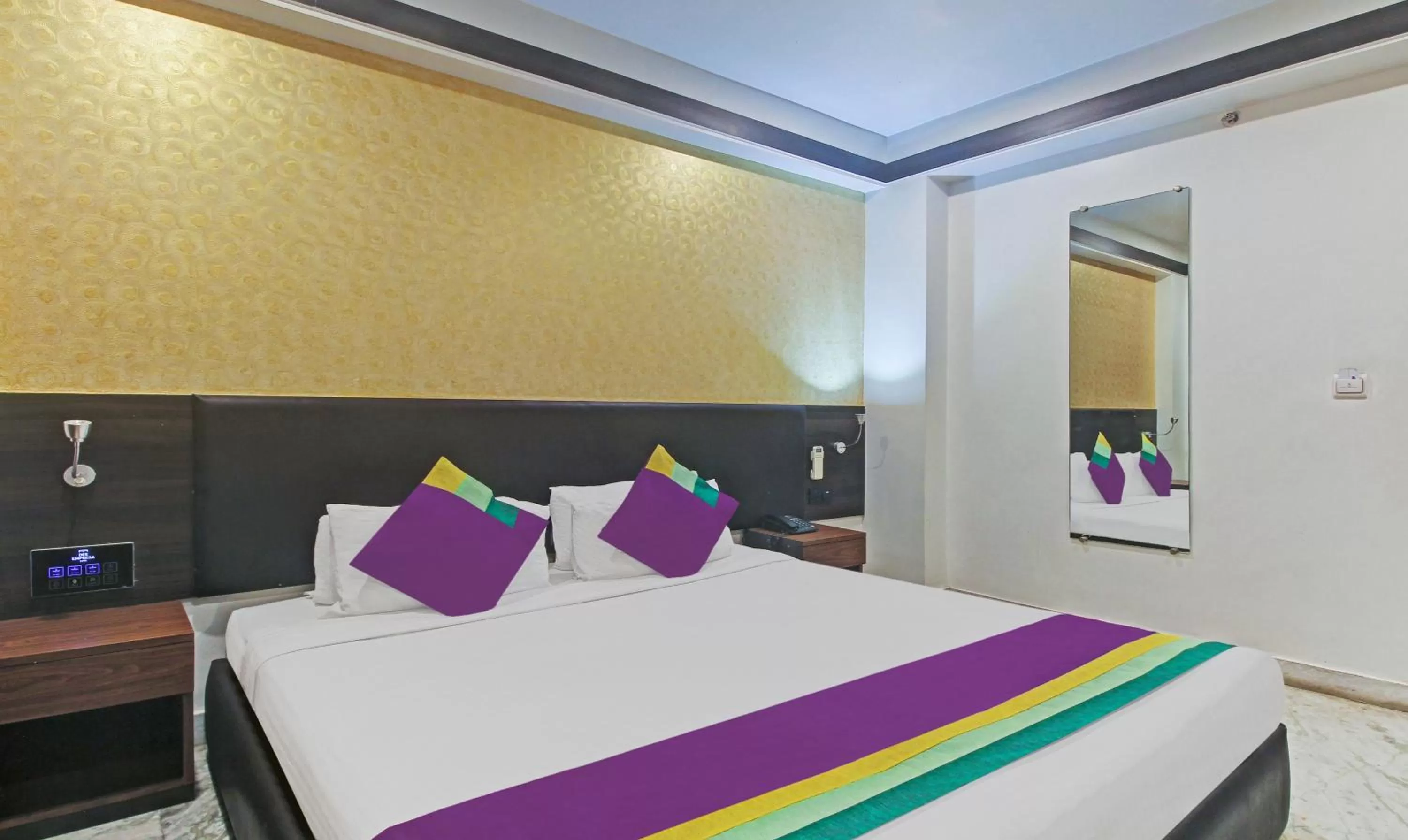 Bedroom, Bed in Treebo Tryst Dee Empresa