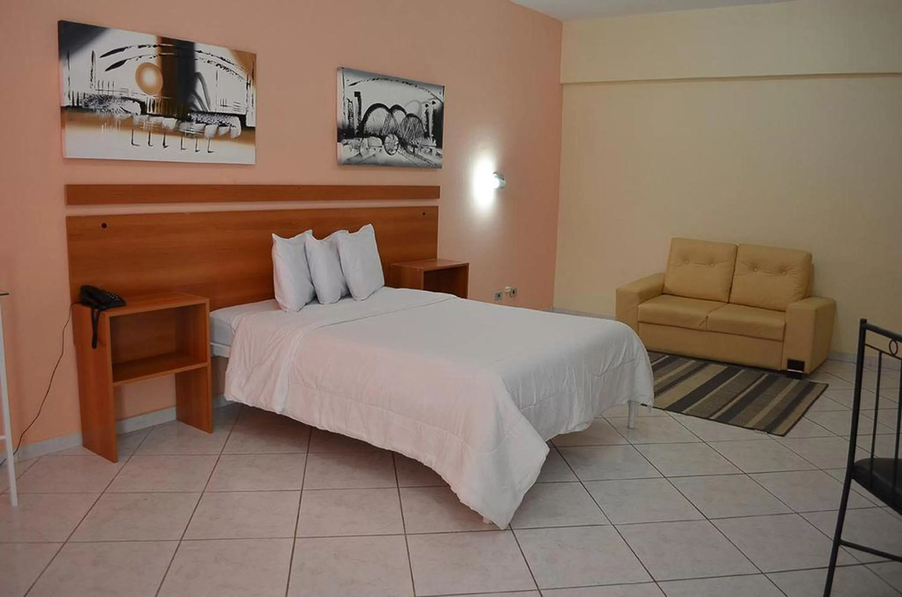 Photo of the whole room, Bed in Calabreza Hotel e Restaurante - By UP Hotel