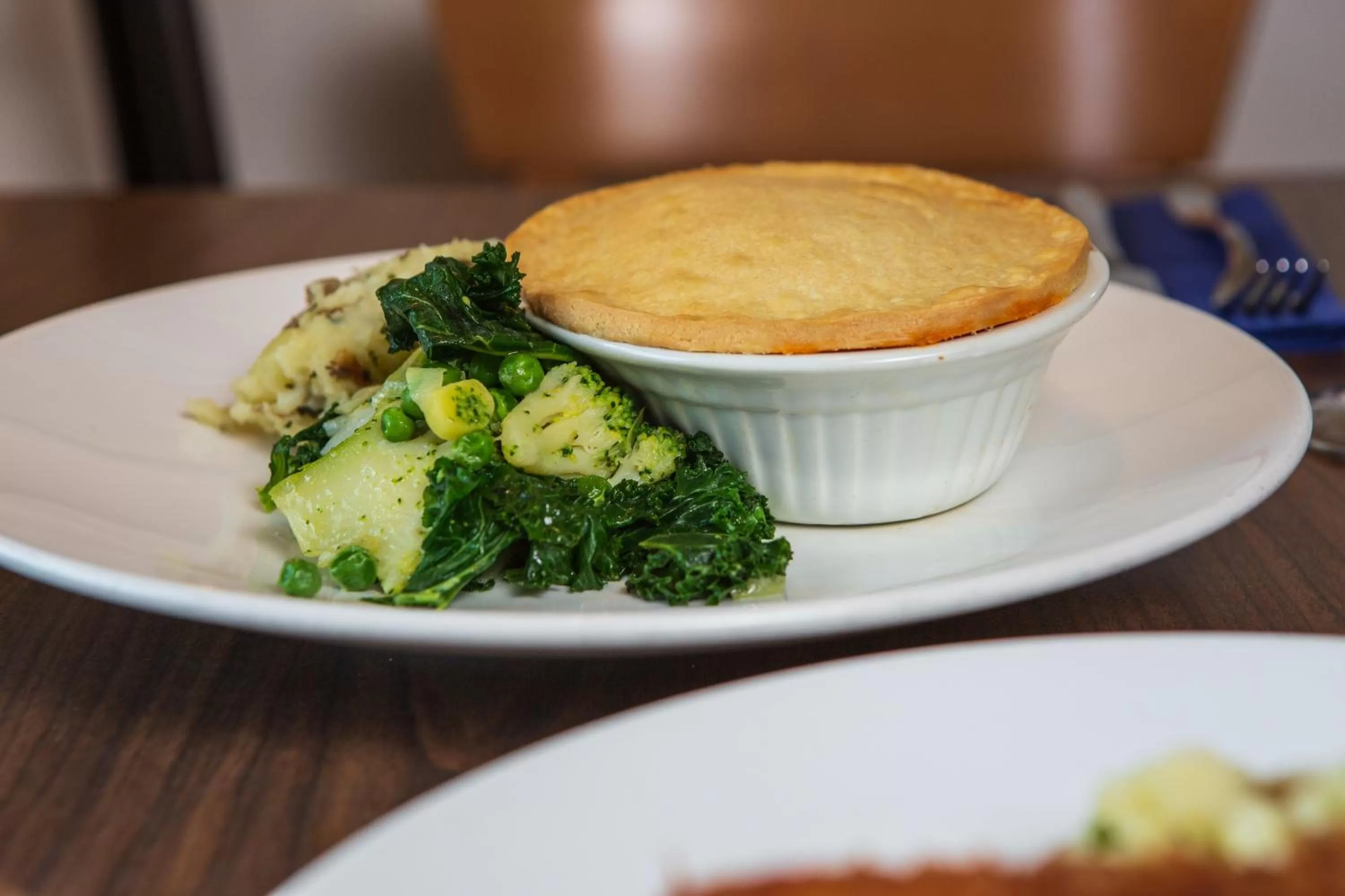 Restaurant/places to eat in The White Lion Hotel