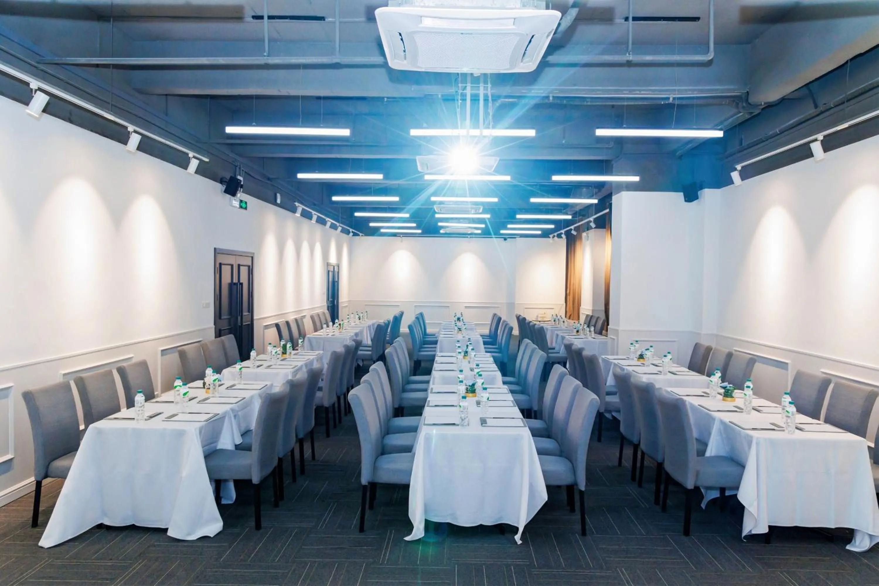 Meeting/conference room in Bridal Tea House Hotel