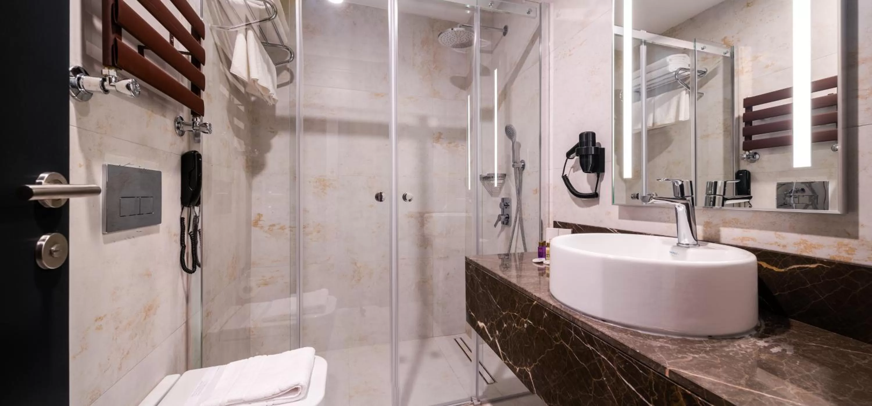 Bathroom in MENALO HOTEL PREMIUM ISTANBUL AIRPORT