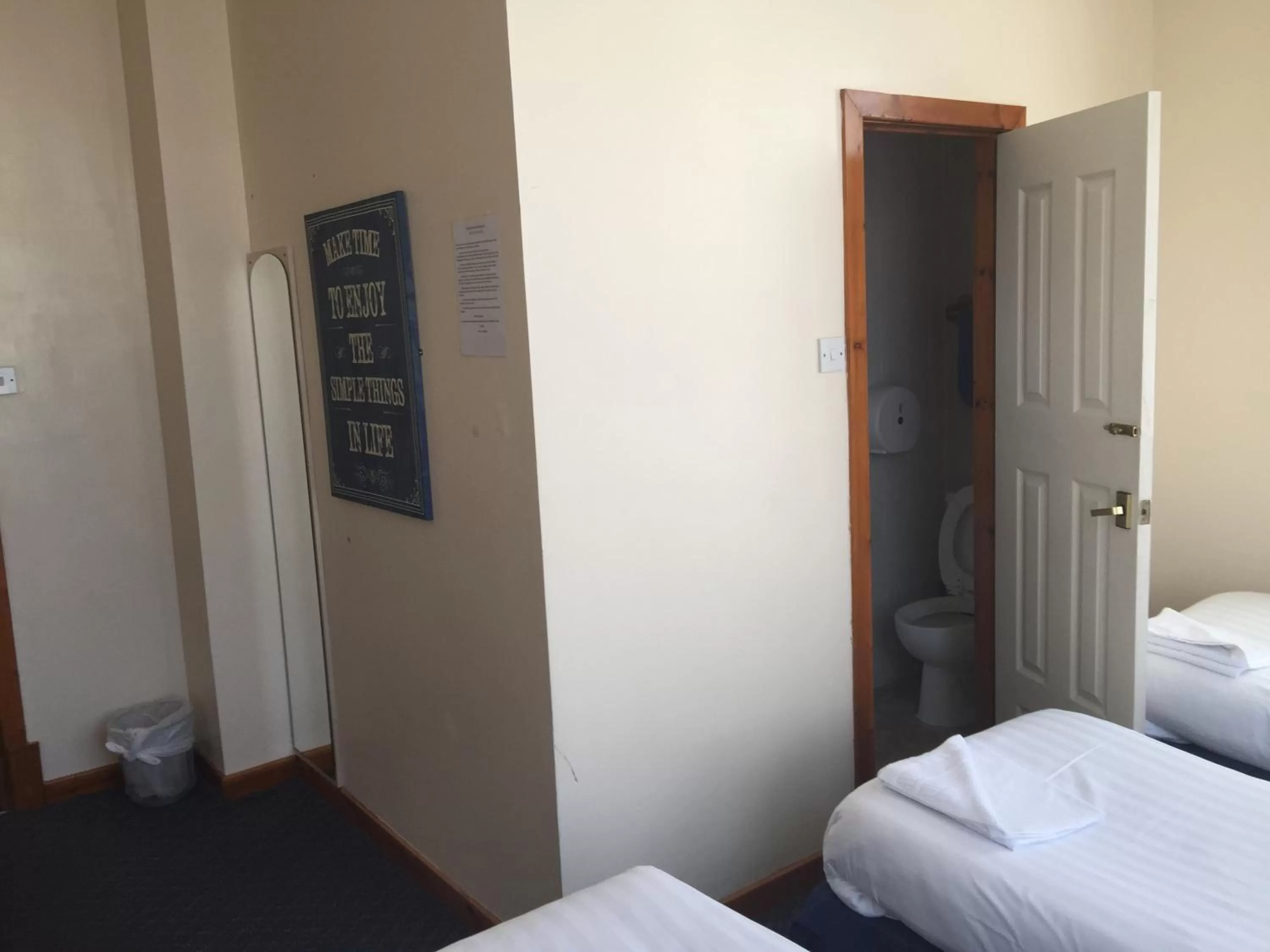 Bed in The Norwood Hotel for Groups-Blackpool Party Weekends