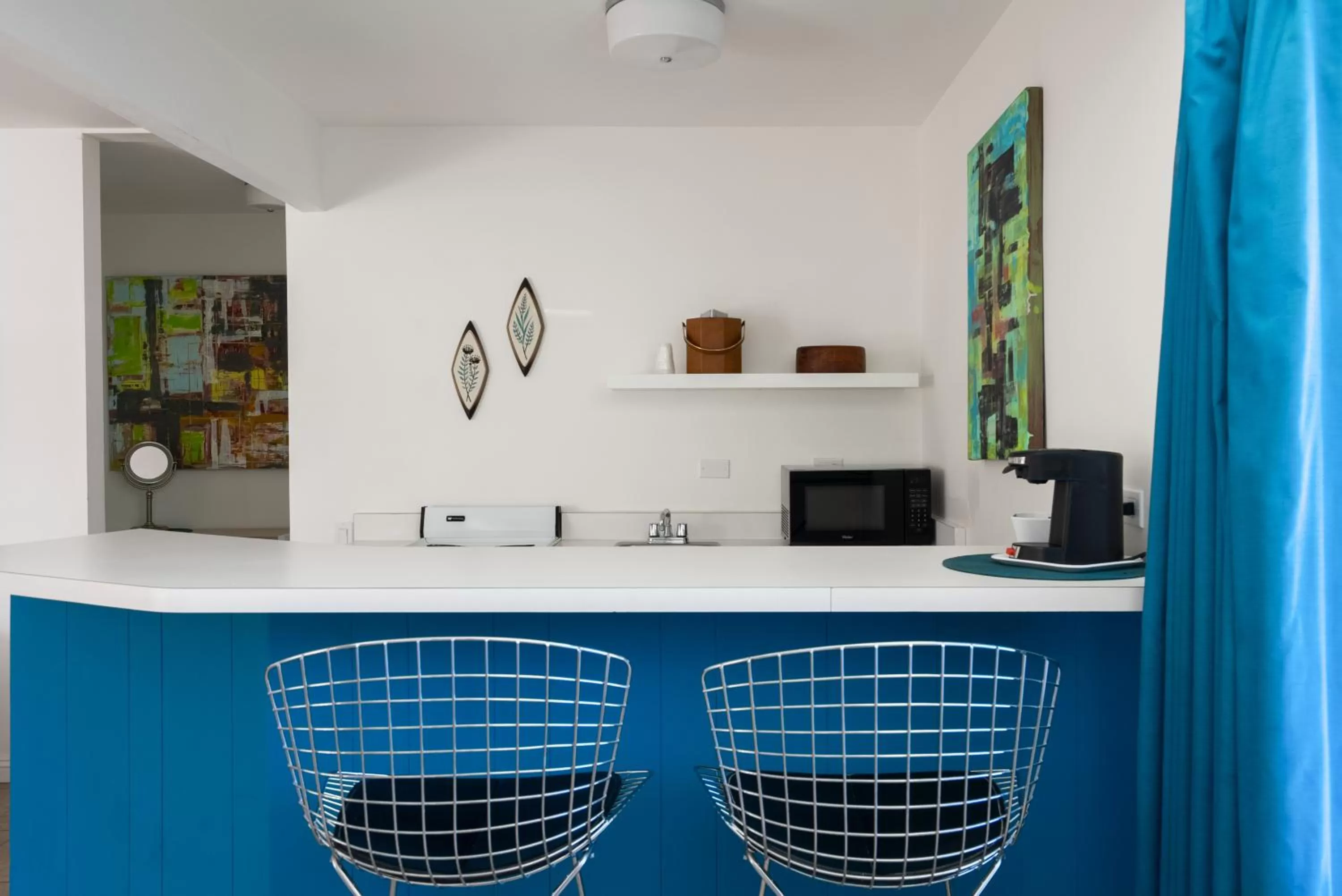 Kitchen/Kitchenette in The Monkey Tree Hotel by AvantStay