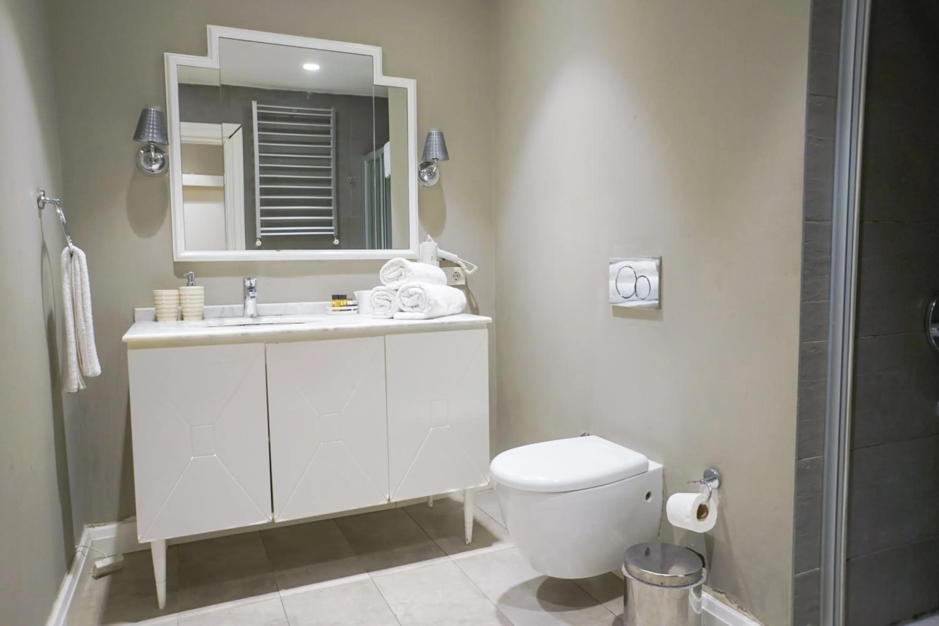 Toilet in Triada Hotel Taksim - Special Category