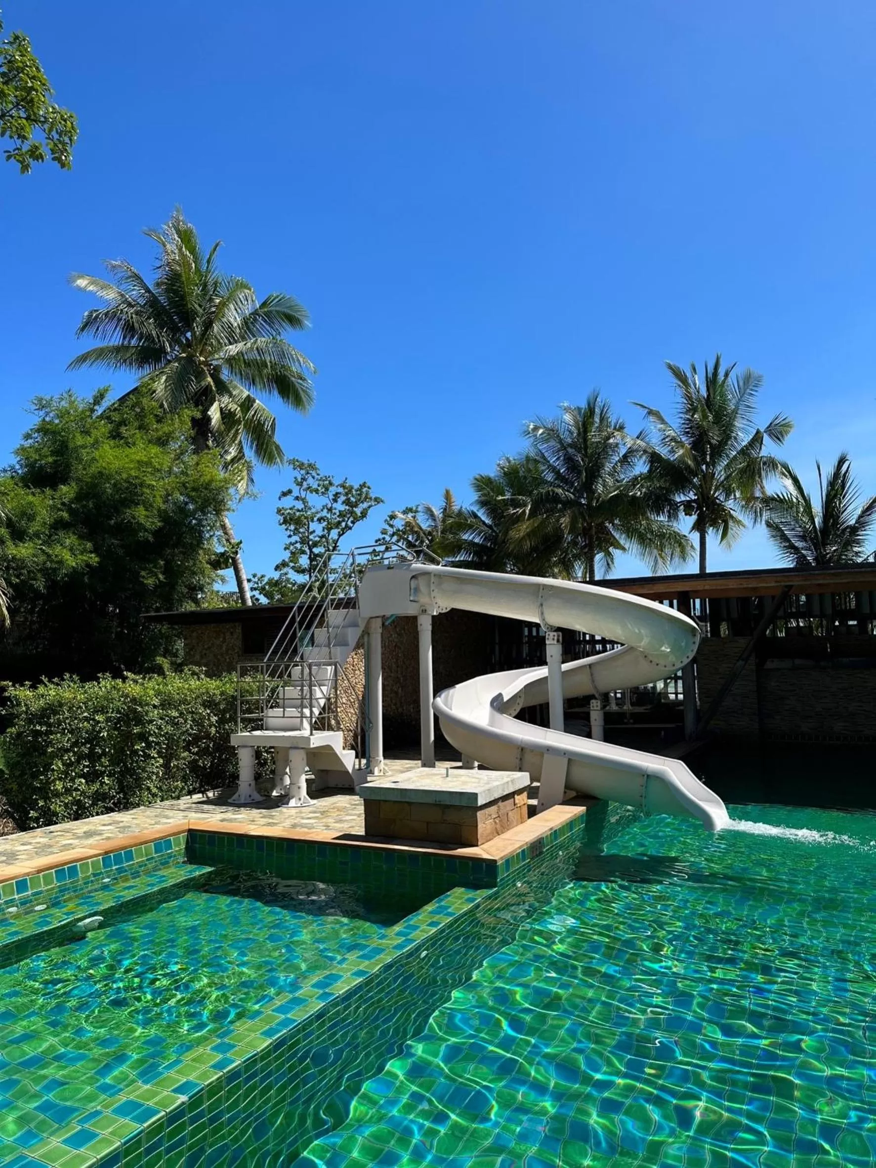 Swimming pool in Kai Bae Beach Resort Koh Chang