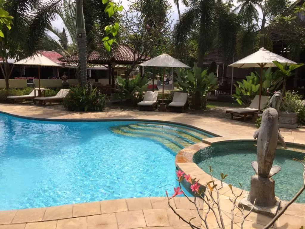 Swimming Pool in Astina Hotel