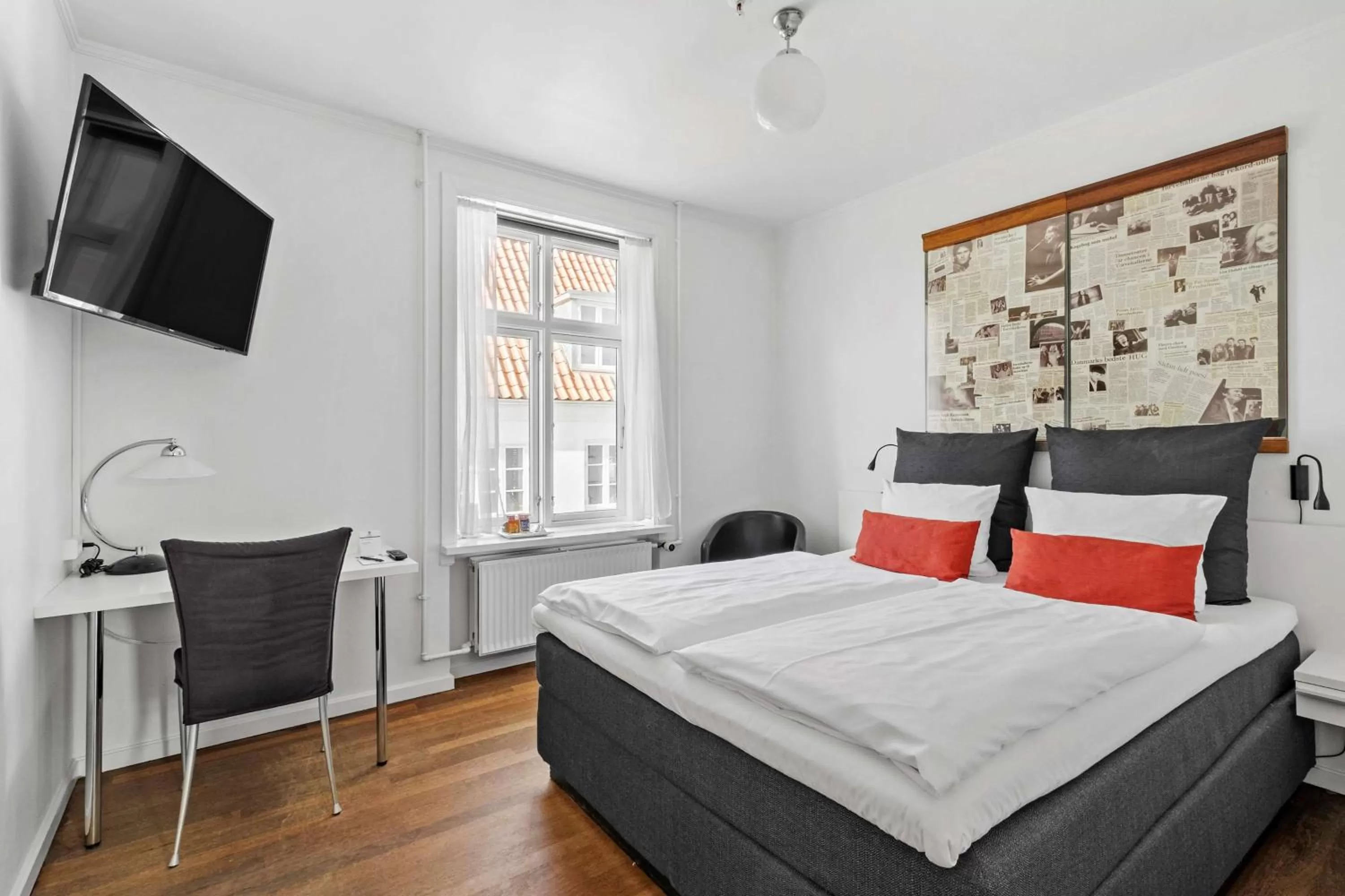 Bedroom, Bed in Best Western ToRVEhallerne