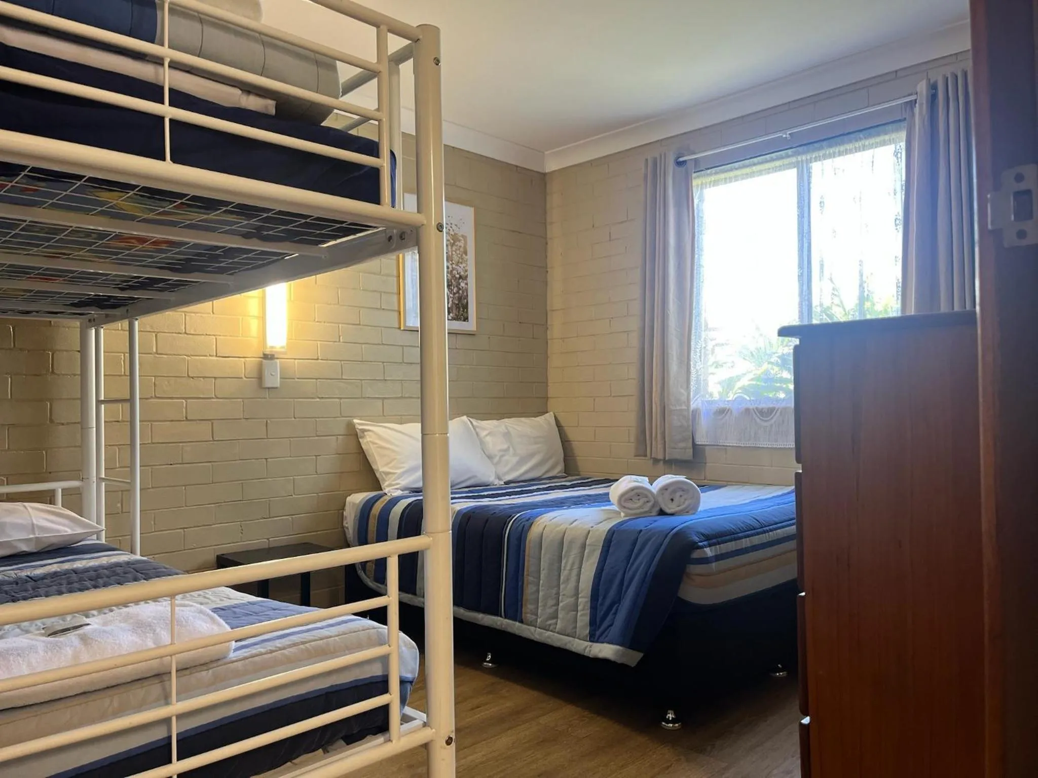 Bedroom, Bed in Emu Beach Chalets