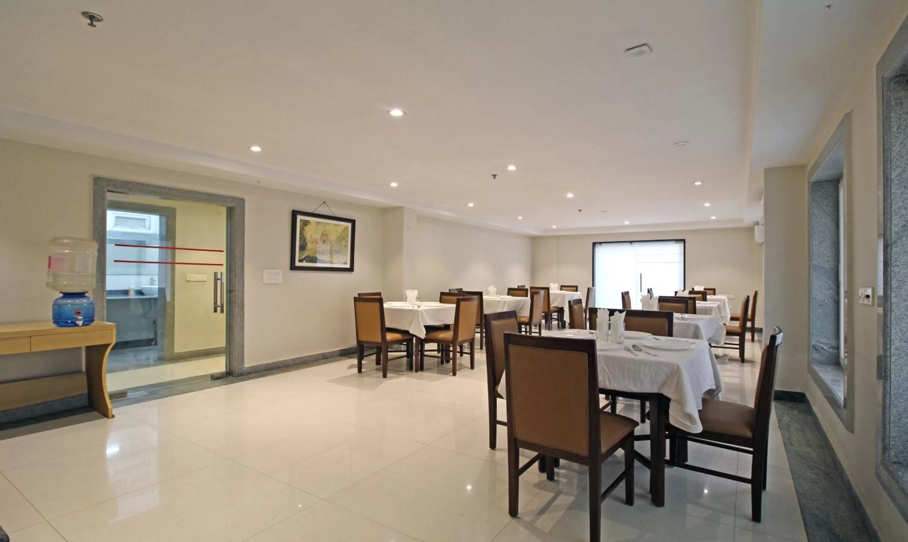 Dining area in Treebo ASL Prime, Gariahat