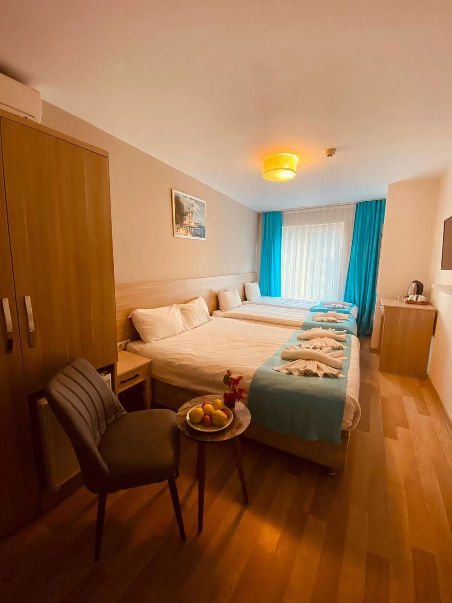 Photo of the whole room, Bed in Ottoman Luxury Hotel