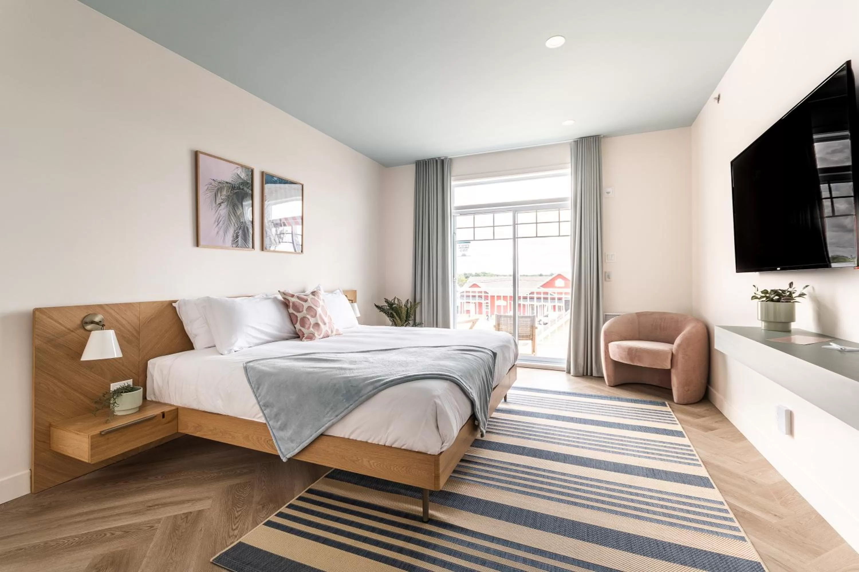 Photo of the whole room, Bed in Hôtel le Rosay