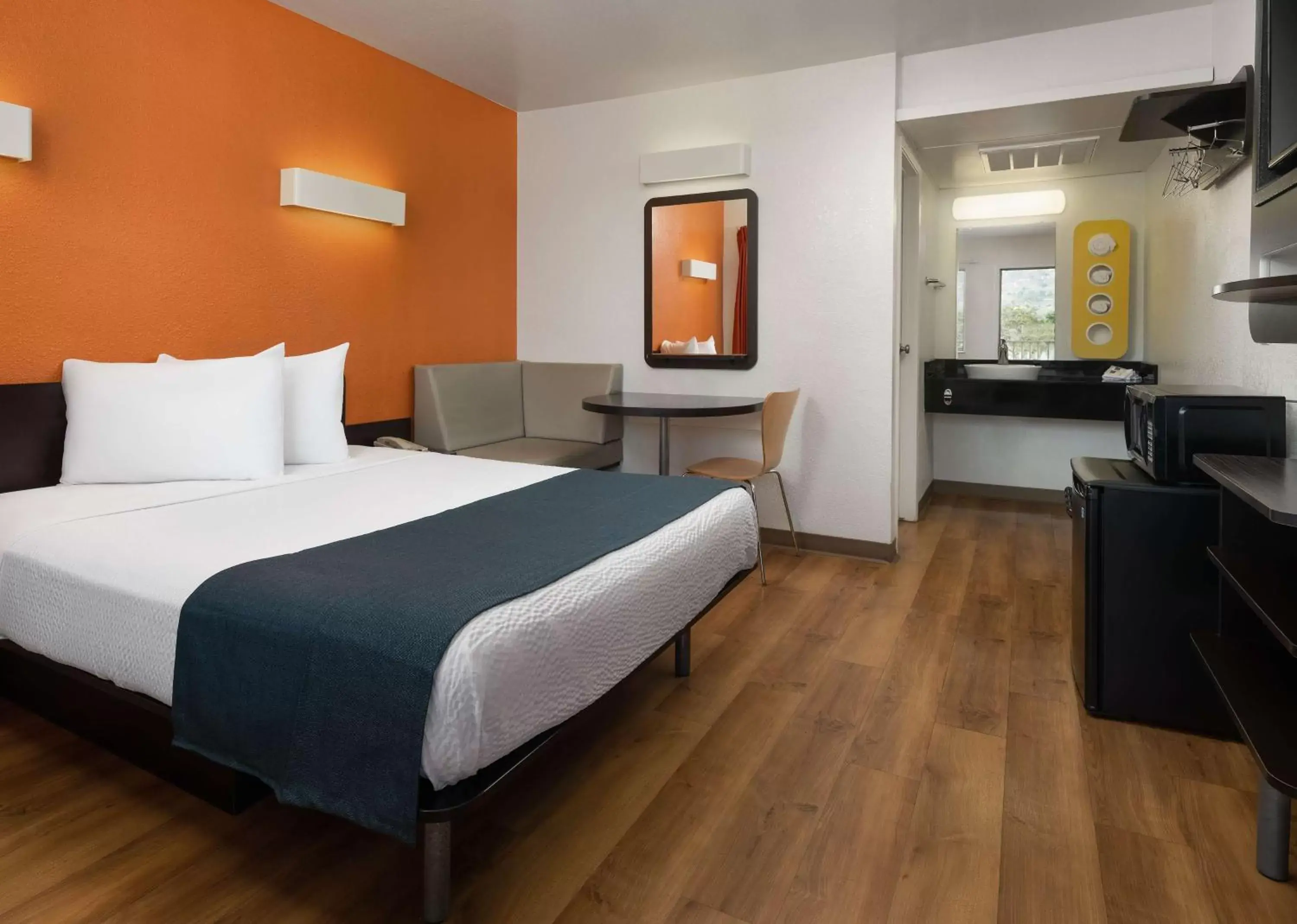 Queen Room - single occupancy - Disability Access - Roll in Shower in Motel 6-Carpinteria, CA - Santa Barbara - North Queen Room - single occupancy - Disability Access - Roll in Shower in Motel 6-Carpinteria, CA - Santa Barbara - North