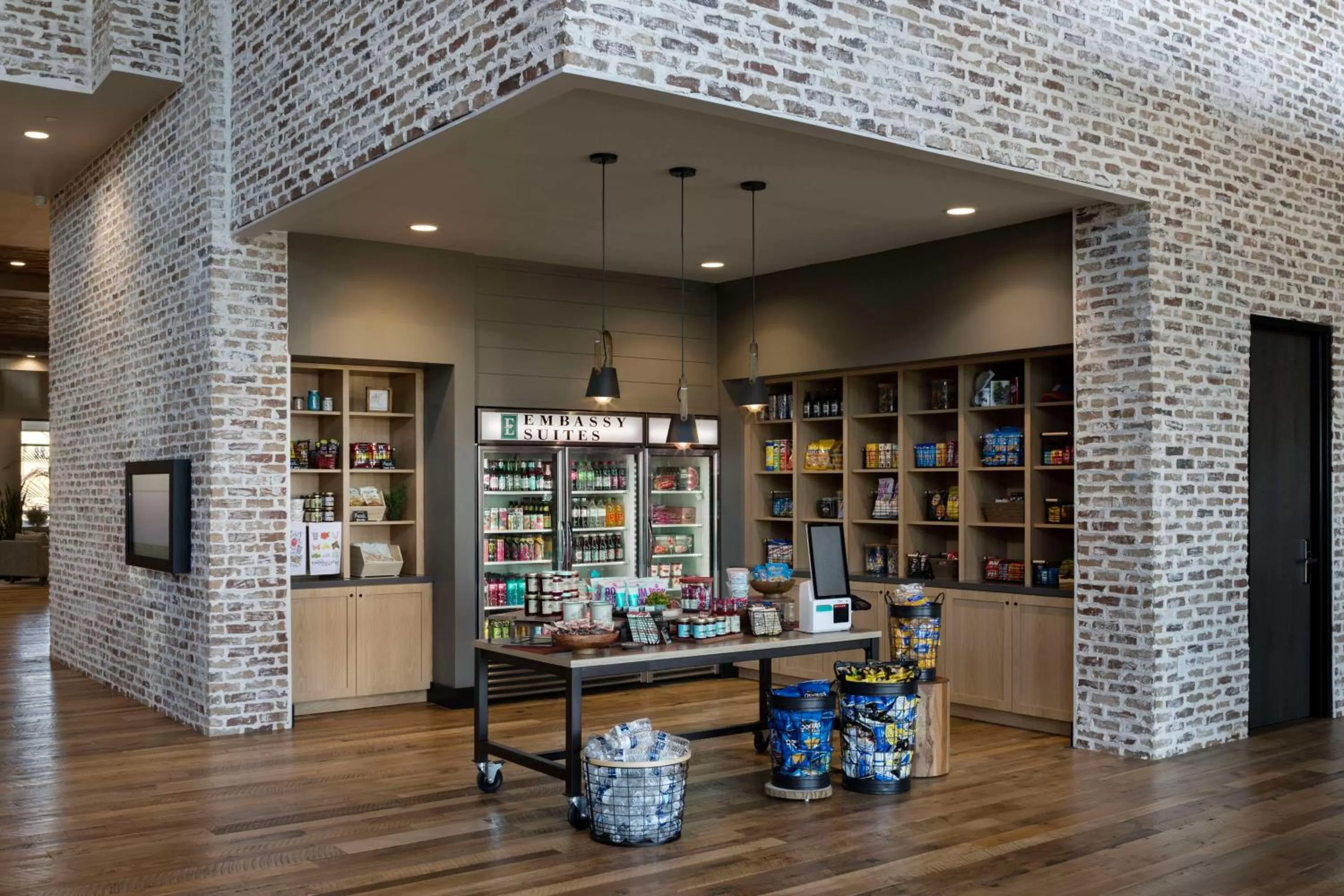 Lobby or reception in Embassy Suites By Hilton Bowling Green