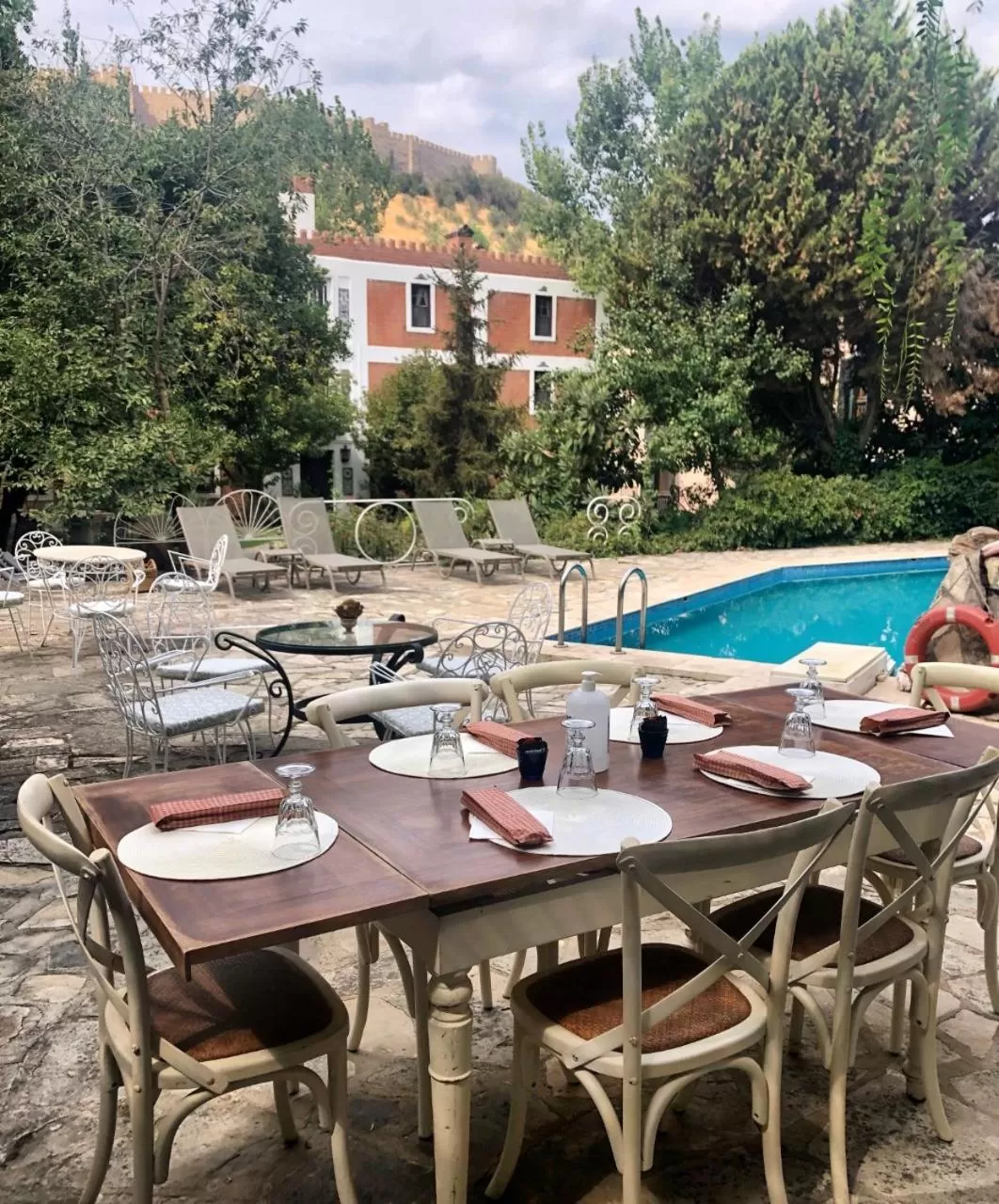 Swimming pool in Hotel Kalehan