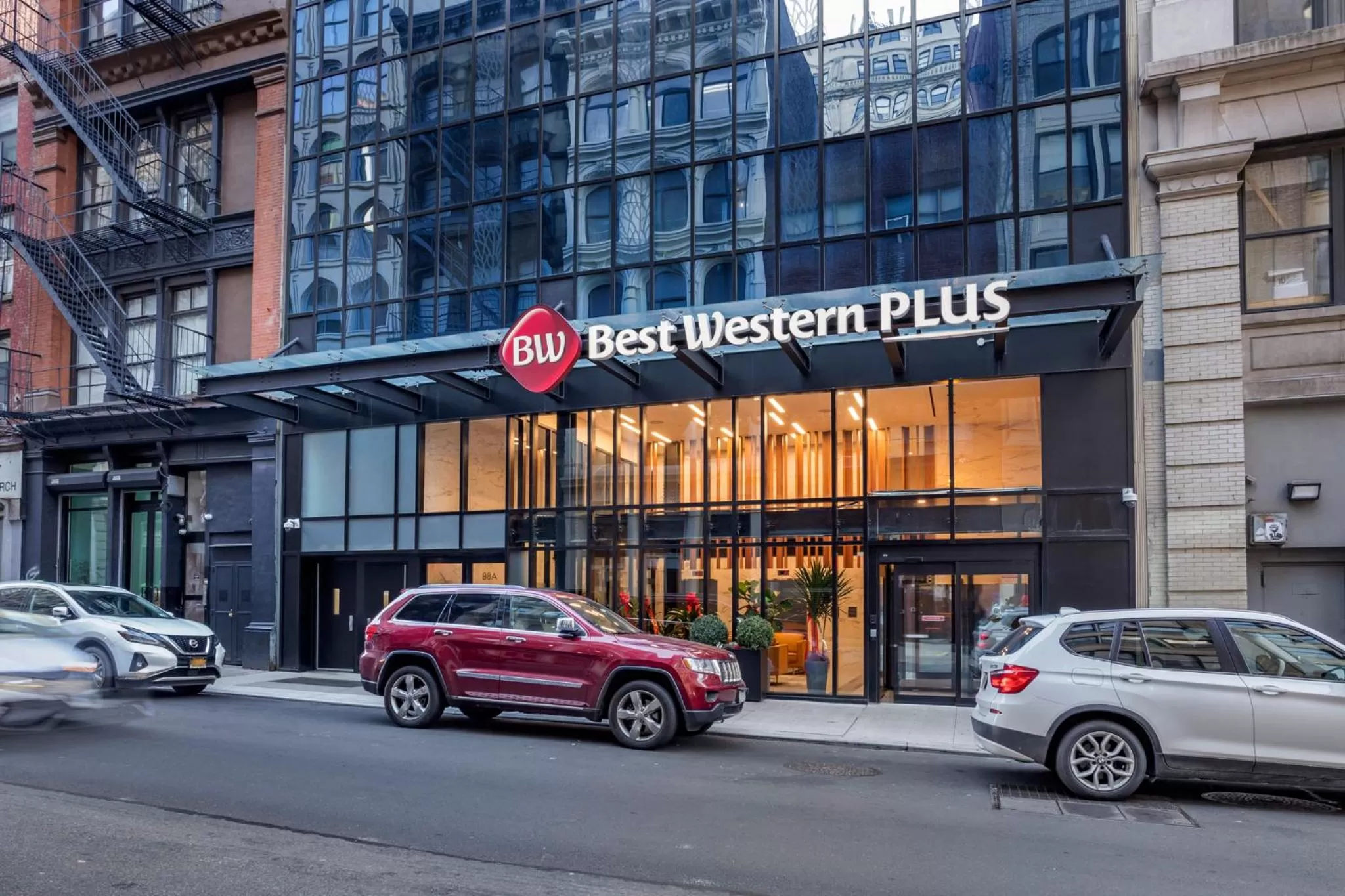Property building in Best Western Plus Soho Hotel