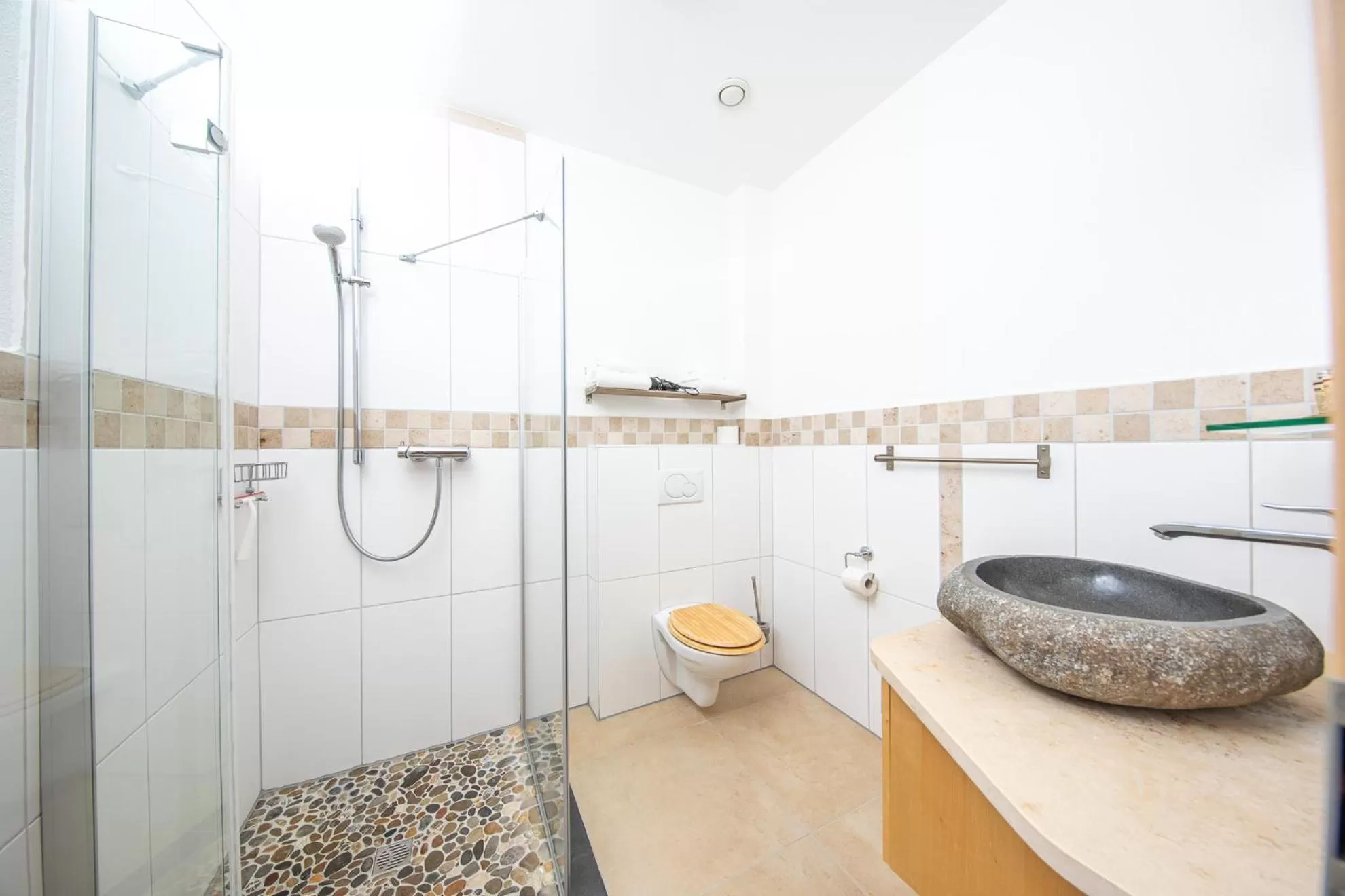 Bathroom in Hotel Donau-Ries