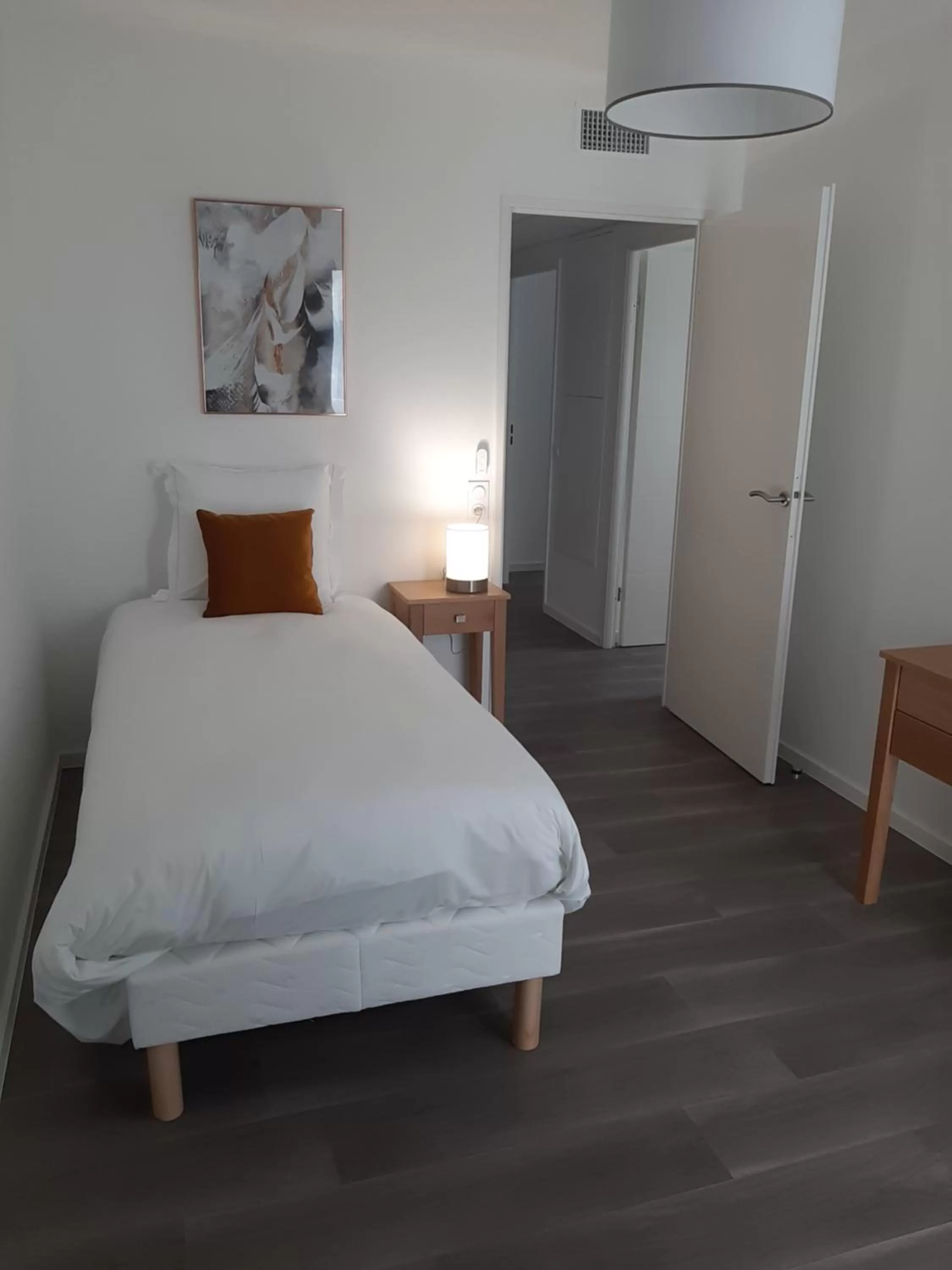 Bedroom, Bed in DOMITYS L'OPALINE