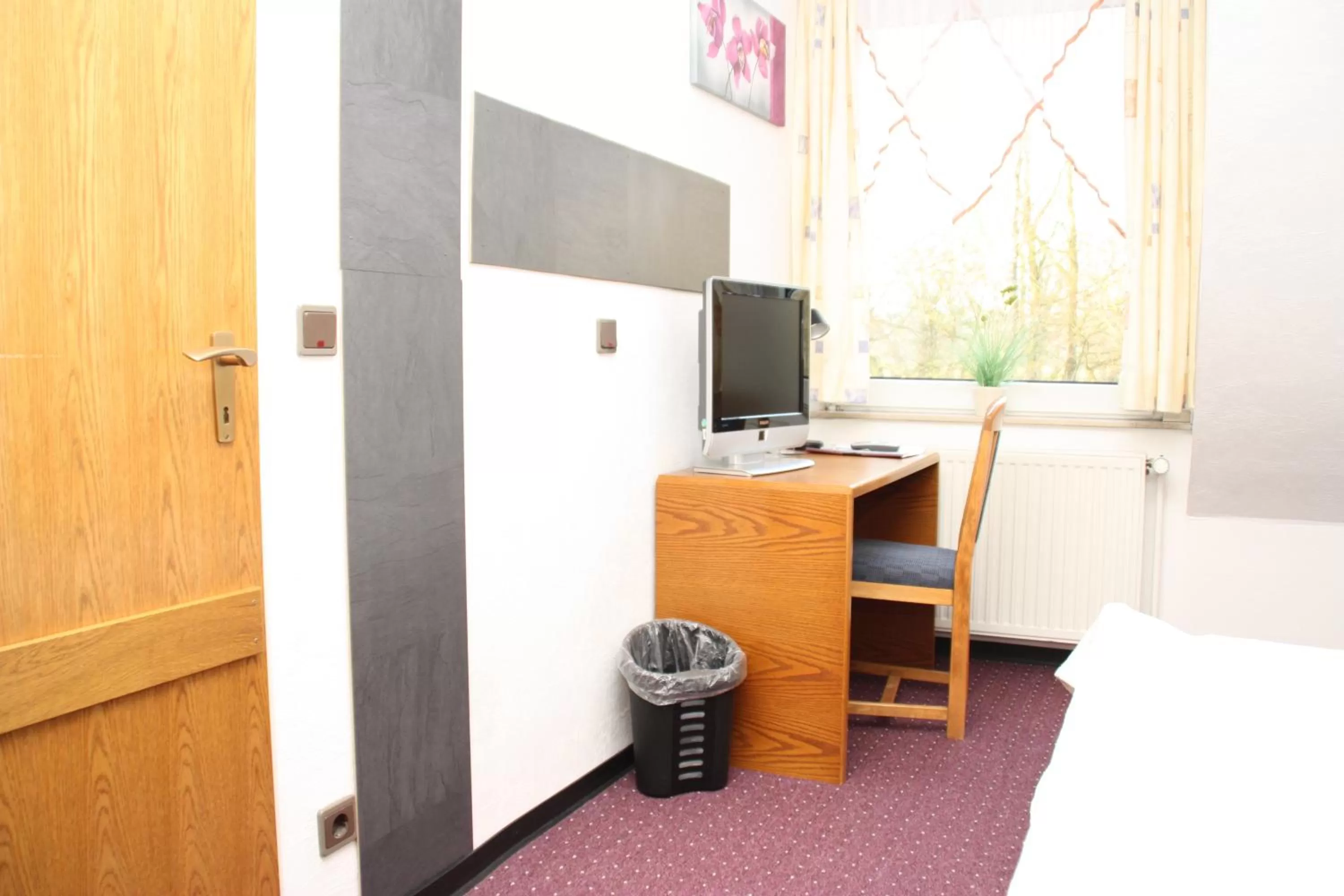Photo of the whole room, Kitchen/Kitchenette in Landhaus Riedel