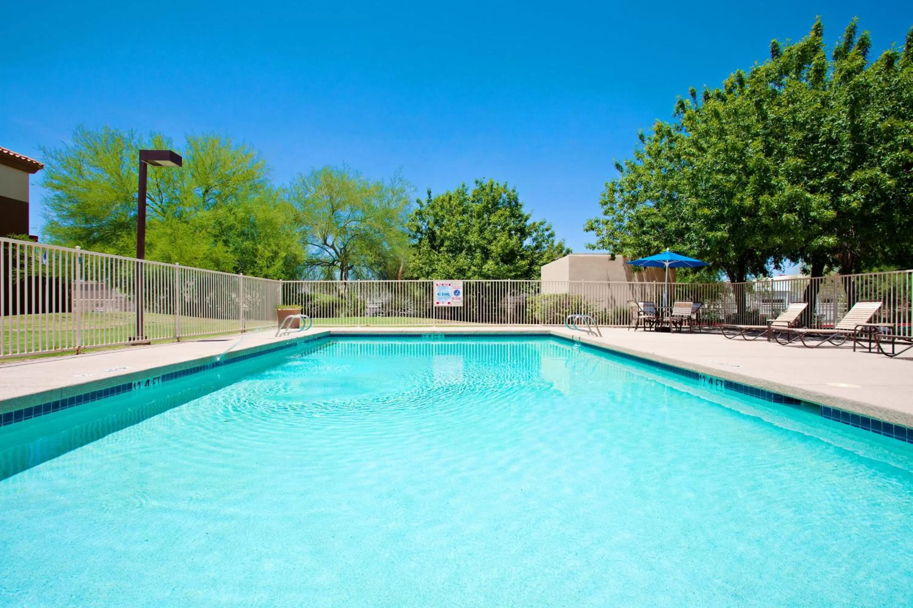 Swimming pool in Holiday Inn Express Scottsdale North by IHG