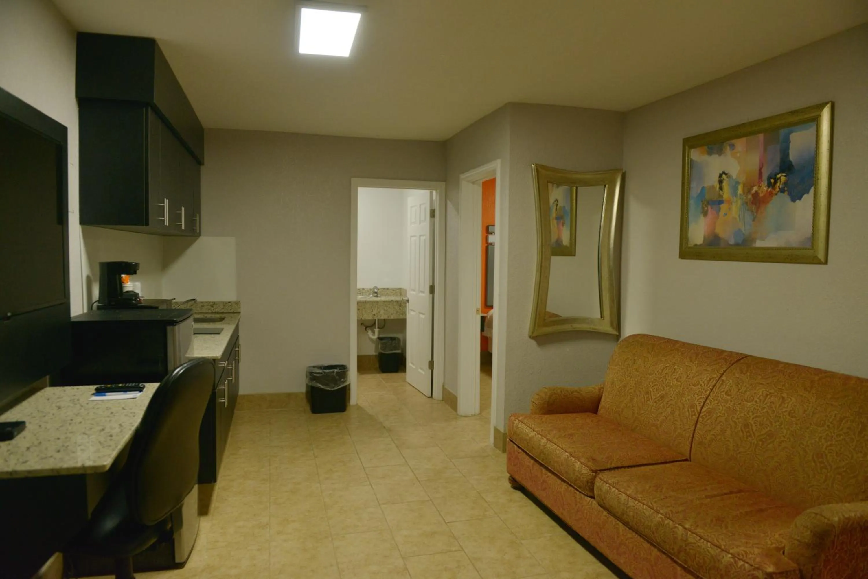 Rodeway Inn & Suites Winter Haven Chain of Lakes