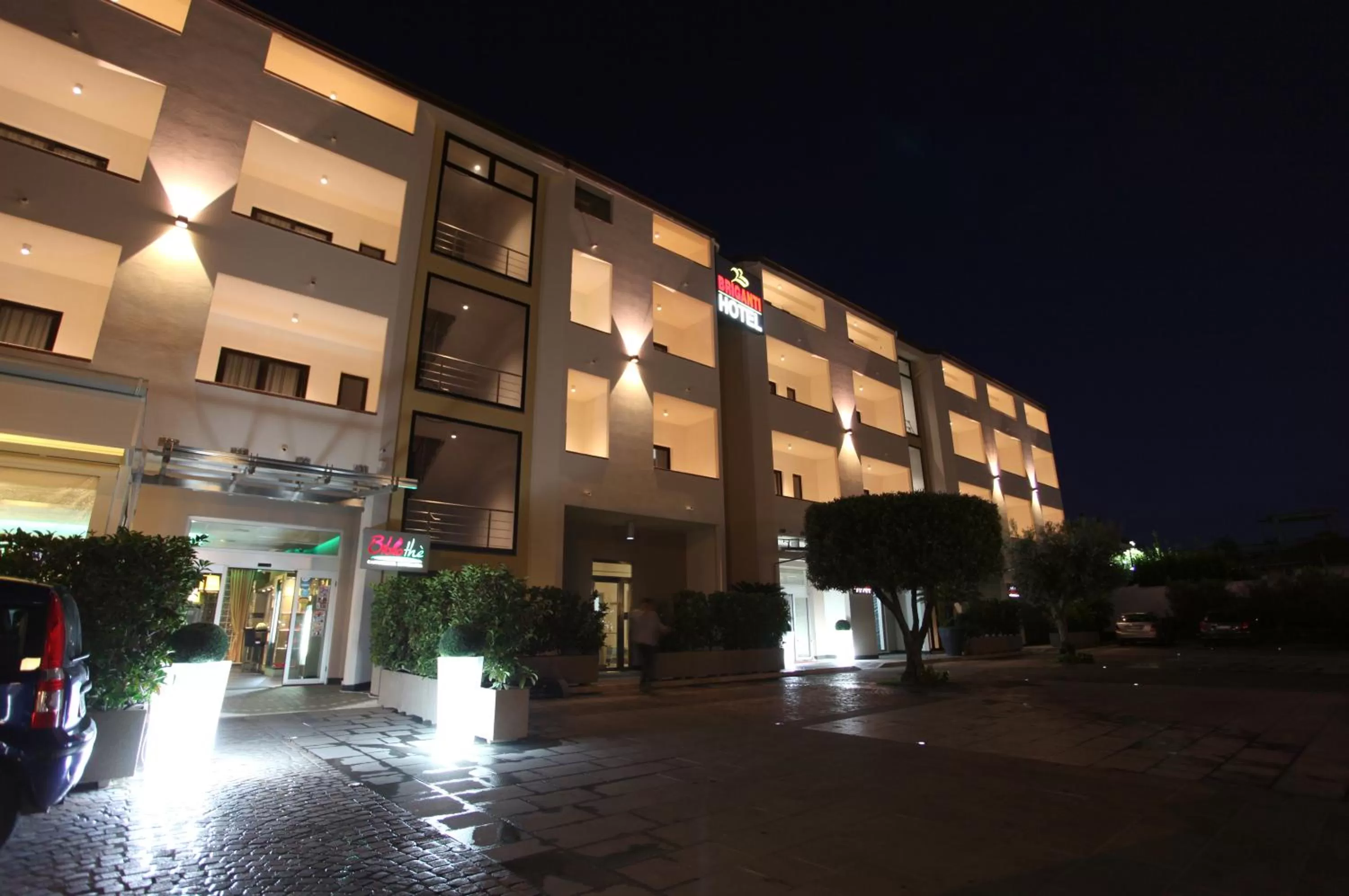 Facade/entrance in Hotel Briganti