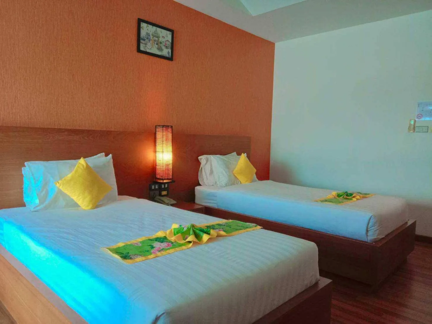 Bed in Jingjit Hotel