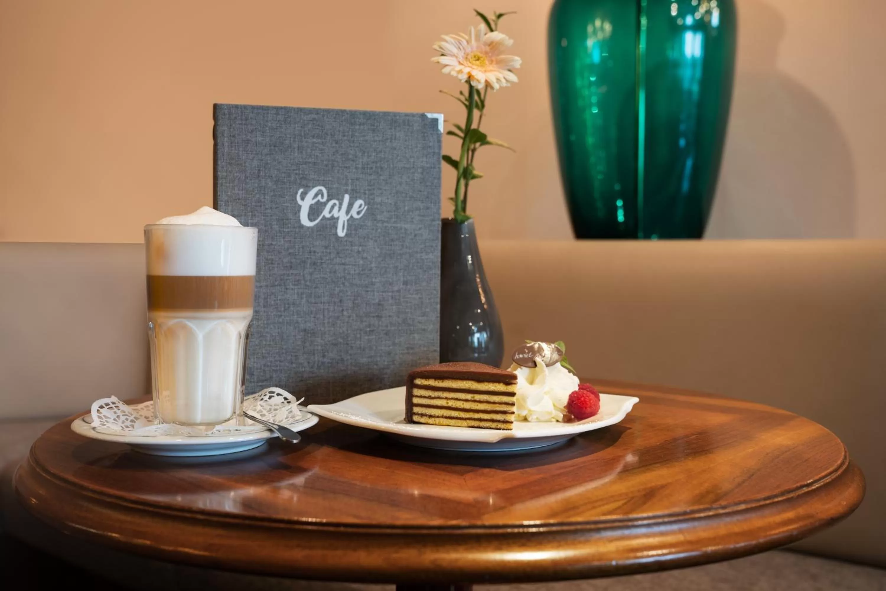 Restaurant/places to eat in Hotel Wende