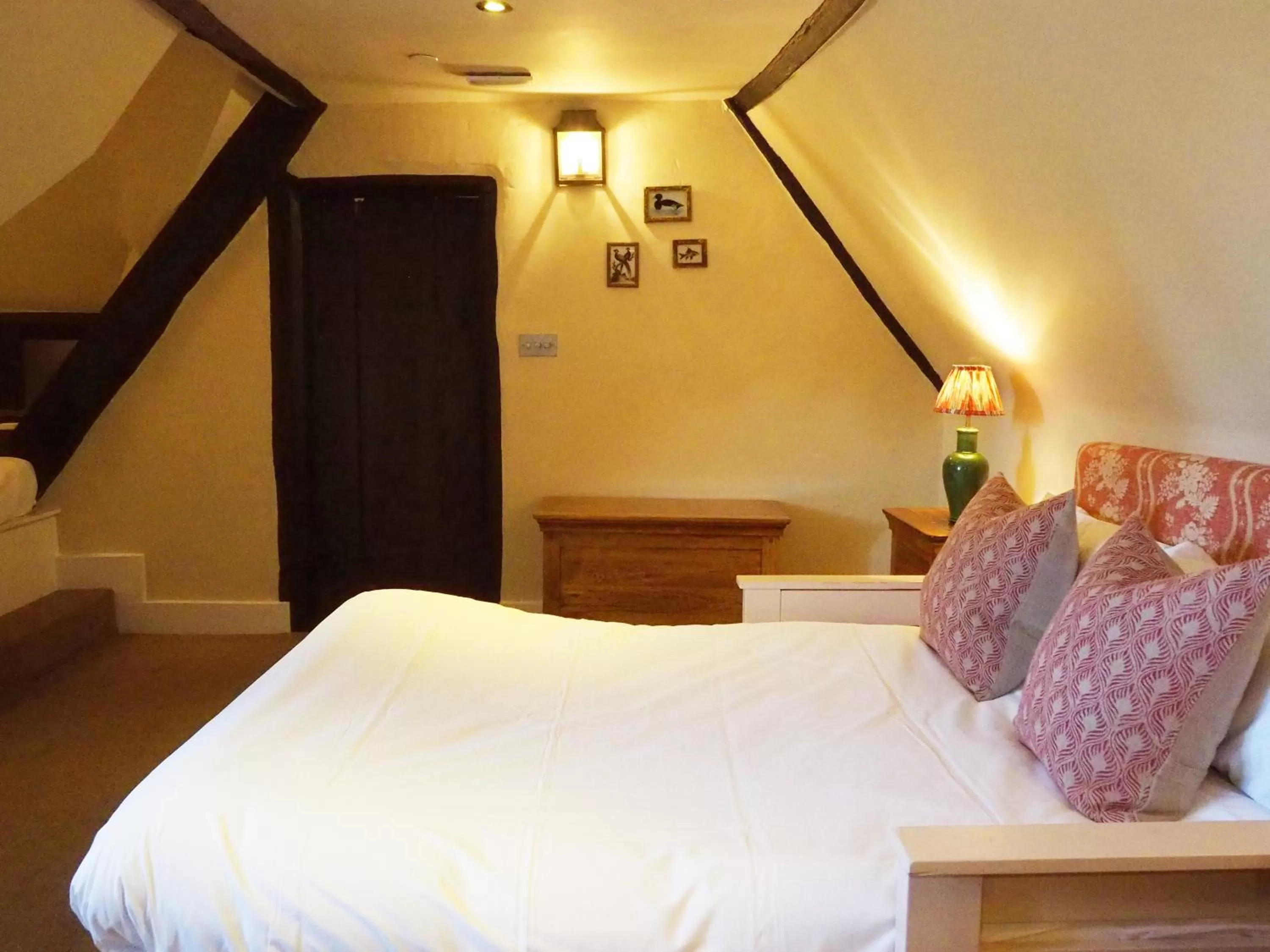 Bed in Bear and Ragged Staff