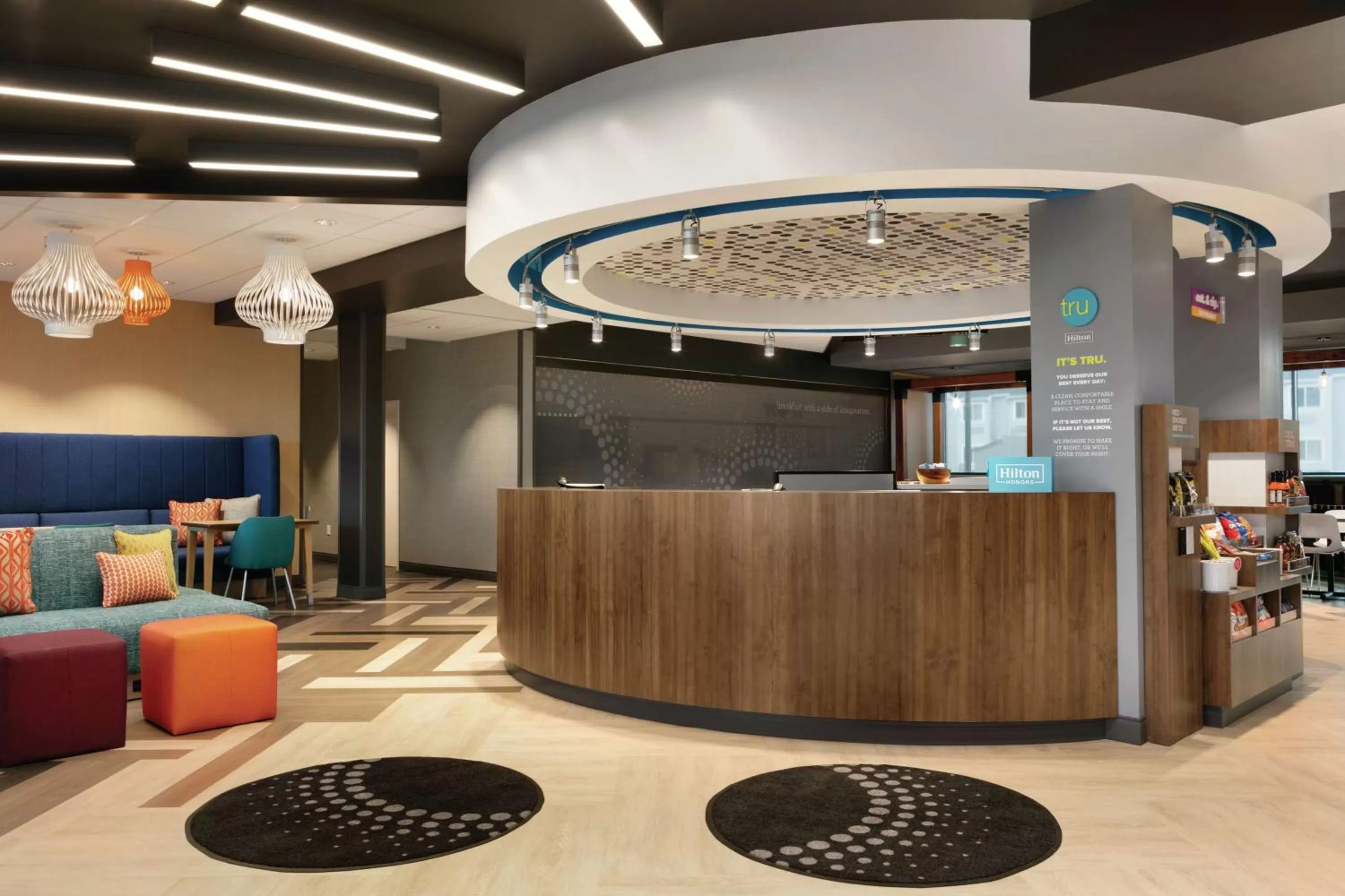 Lobby or reception in Tru By Hilton Williamsville Buffalo Airport