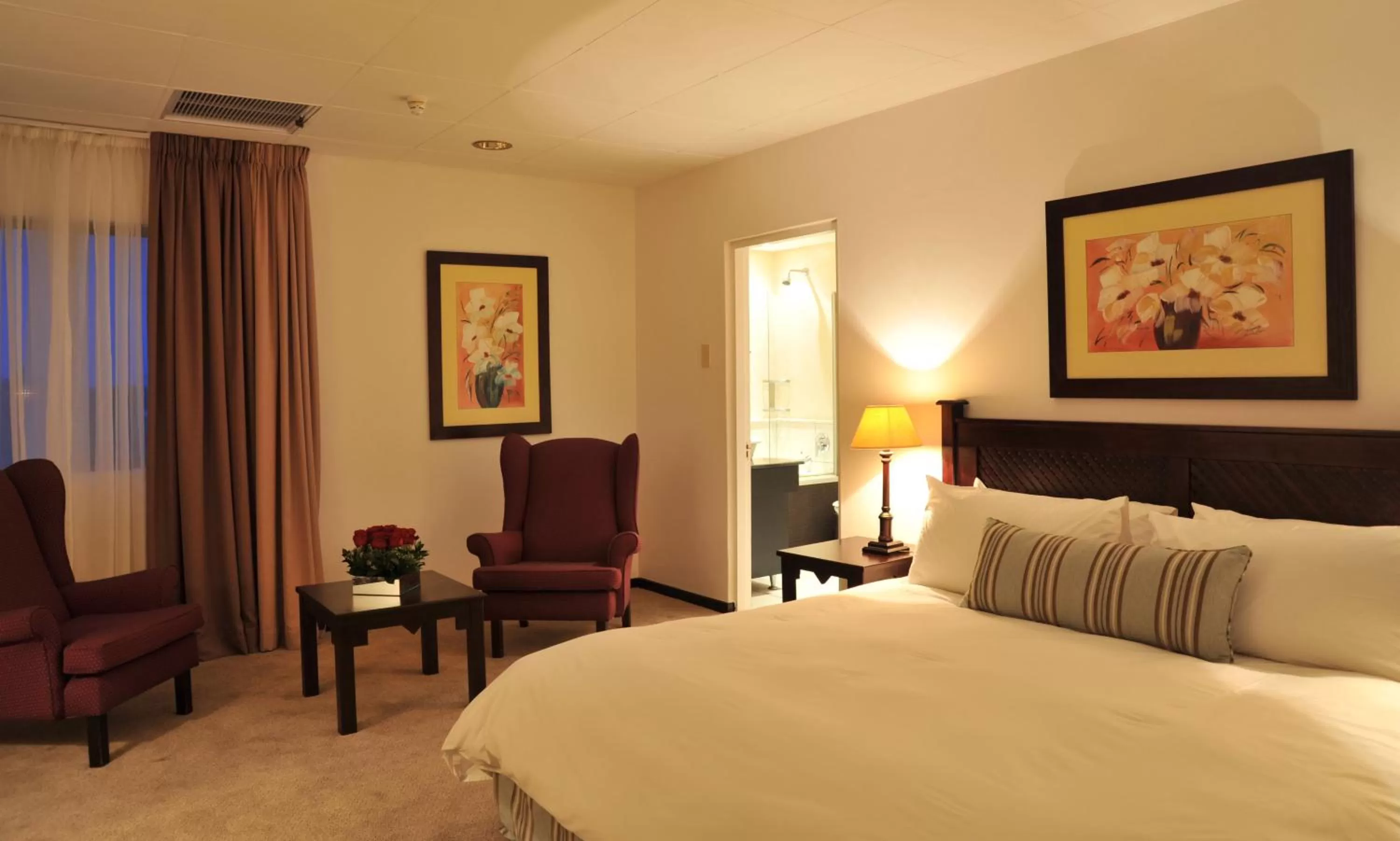 Bed in Indaba Lodge Hotel Richards Bay