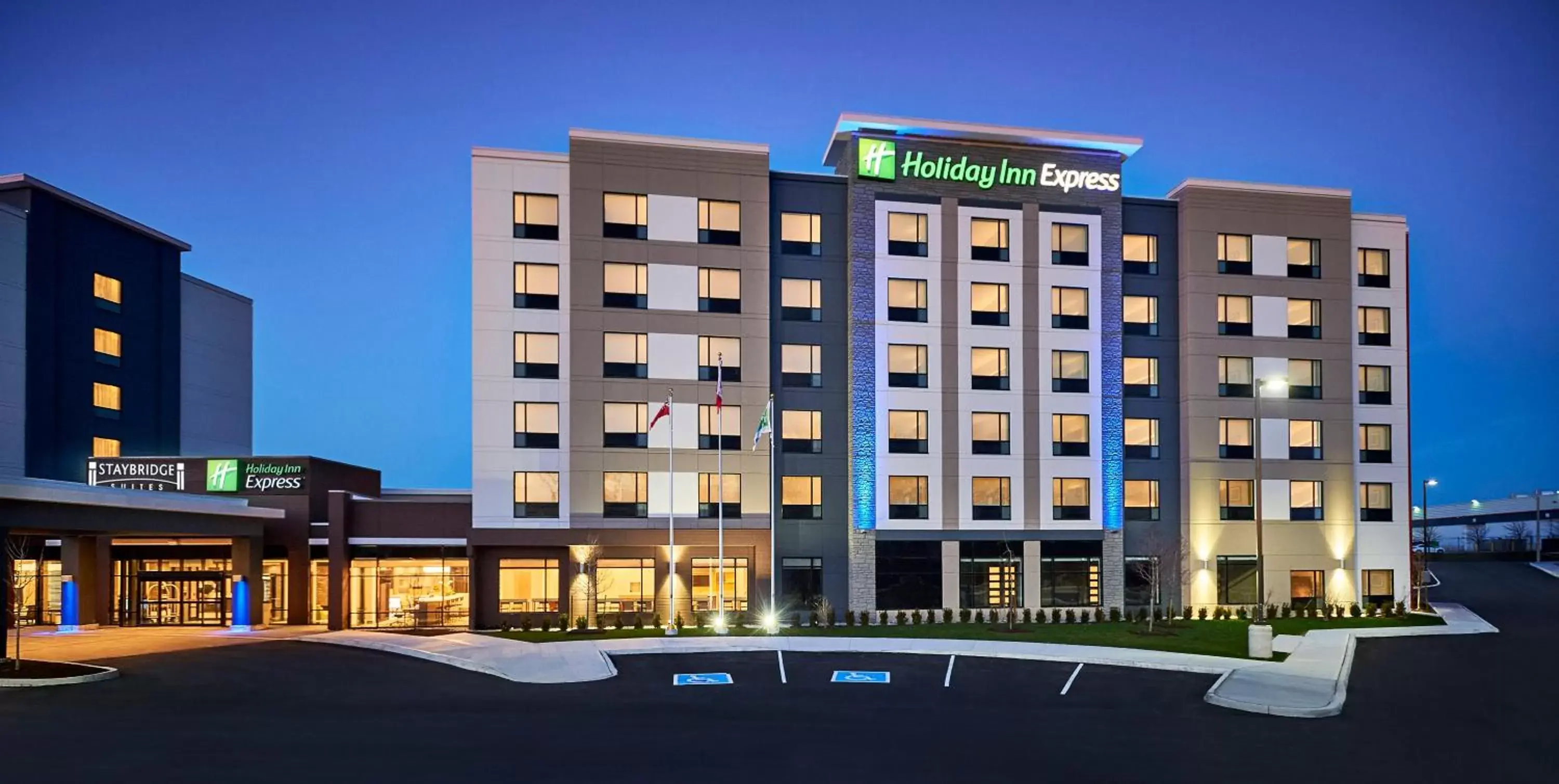 Holiday Inn Express Niagara-On-The-Lake by IHG Holiday Inn Express Niagara-On-The-Lake by IHG