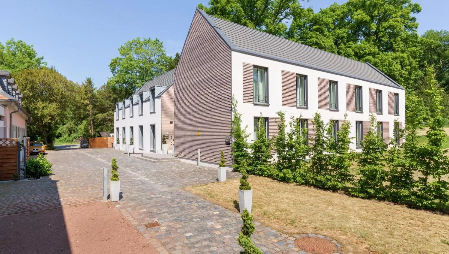 Facade/entrance in Hotel Jagdschloss Kranichstein