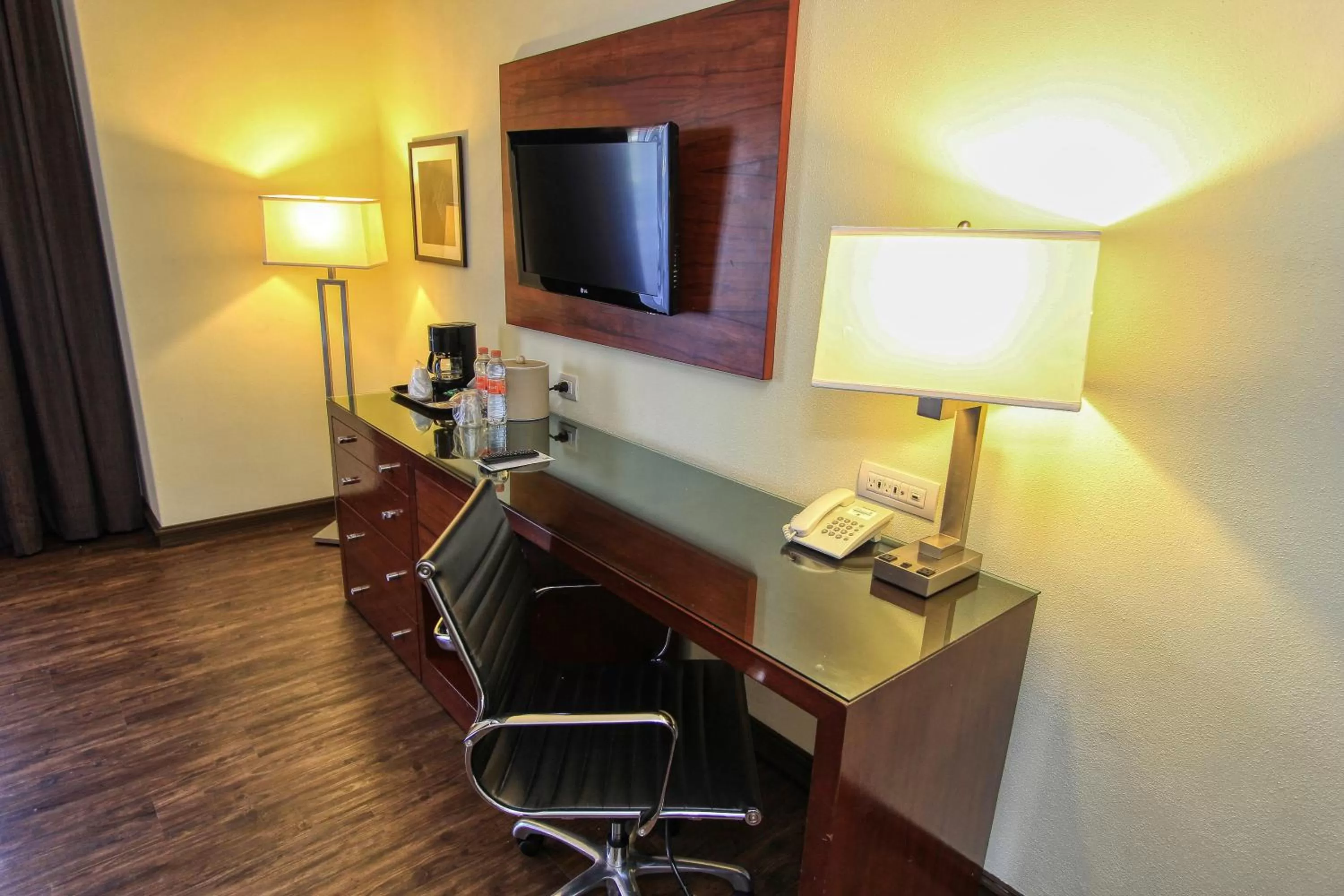 Photo of the whole room in Holiday Inn Leon by IHG