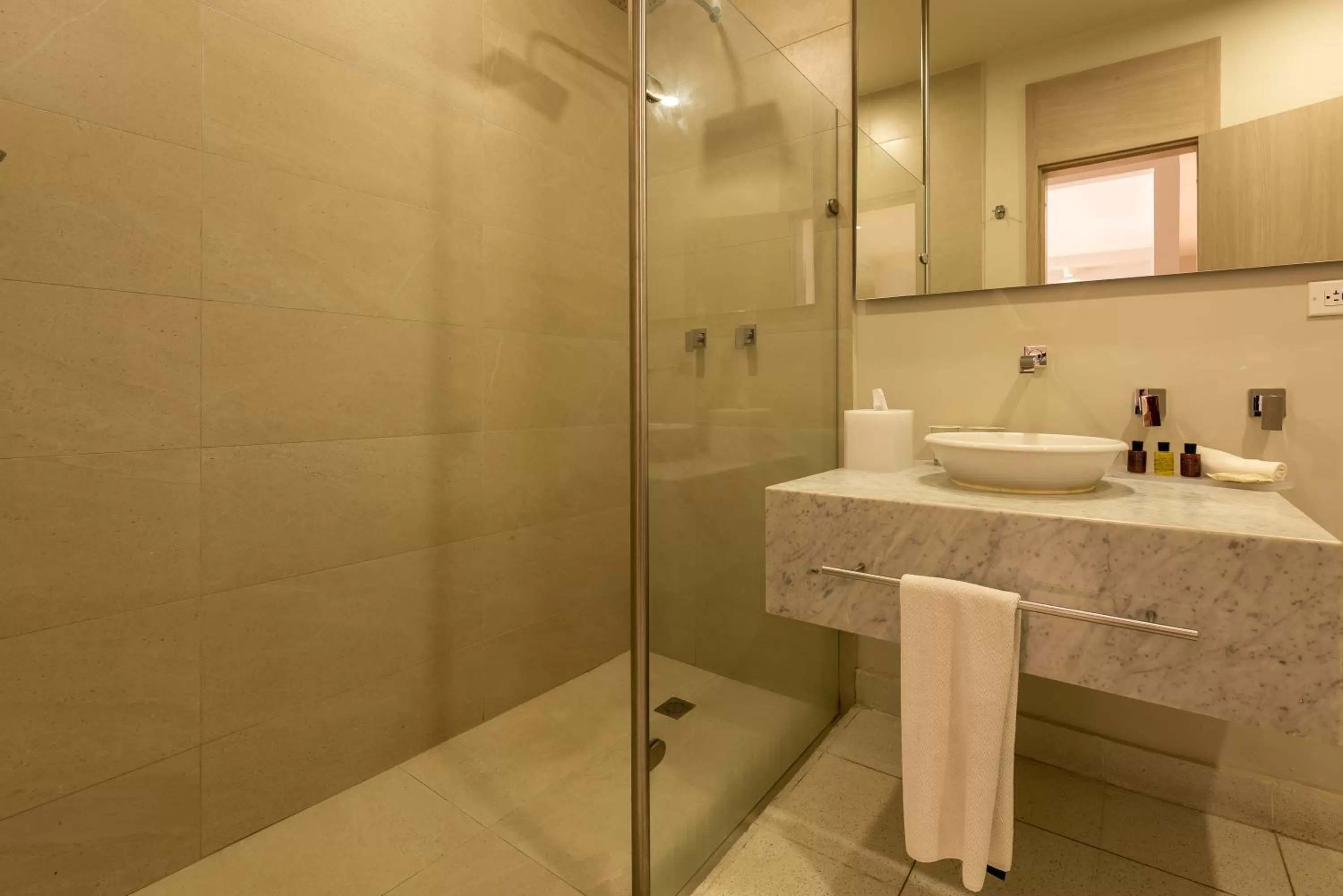 Shower in Madisson Boutique Hotel Cartagena