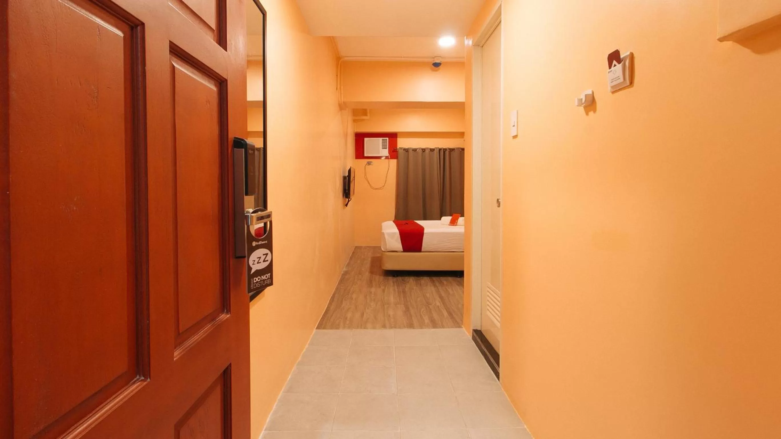 Bedroom in RedDoorz Plus @ Kaizen Suites Taft Avenue
