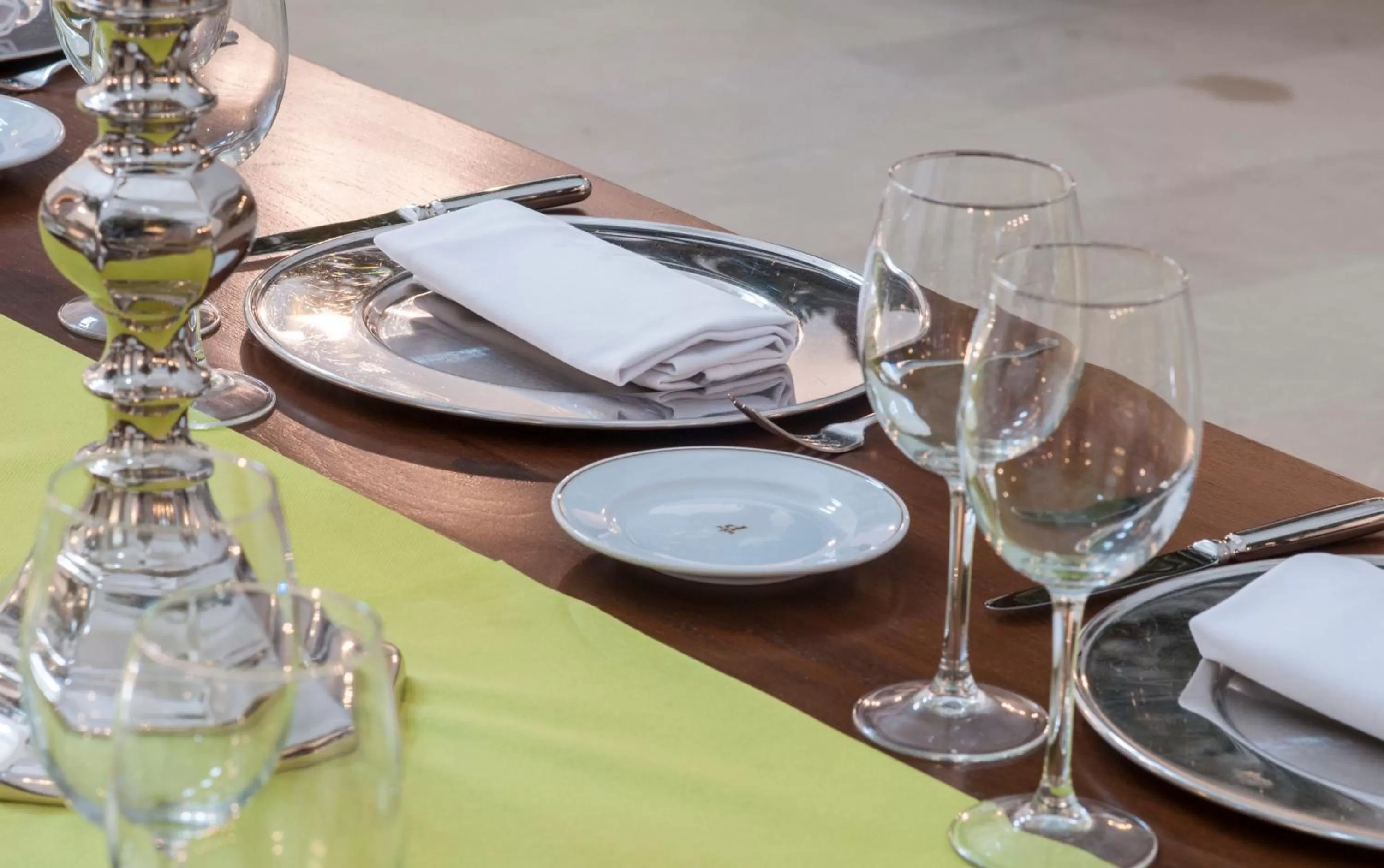 Restaurant/places to eat in Parador de Lleida