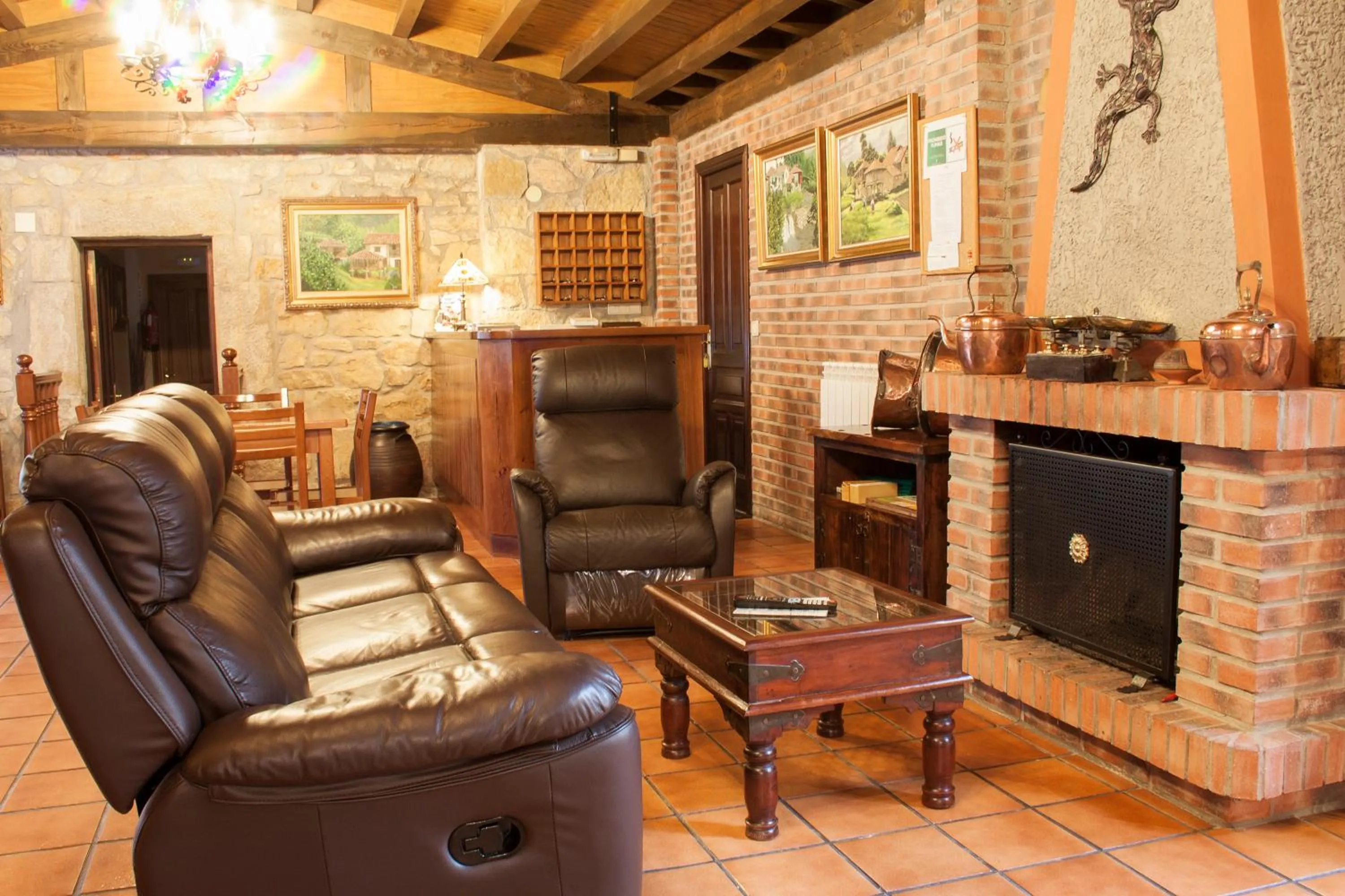 Living room in Hotel Rural Entremontes