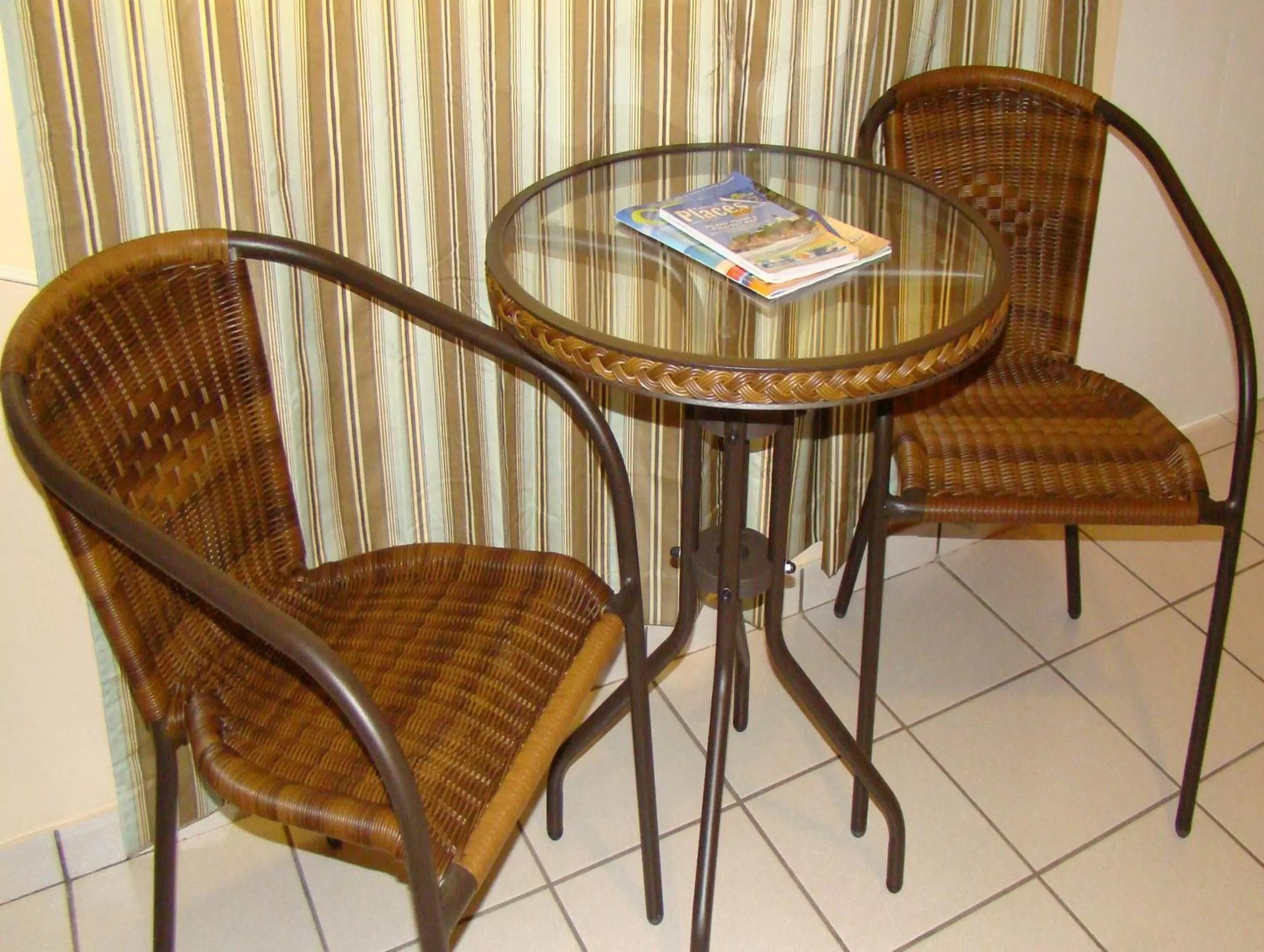 Dining area in Combate Beach Resort