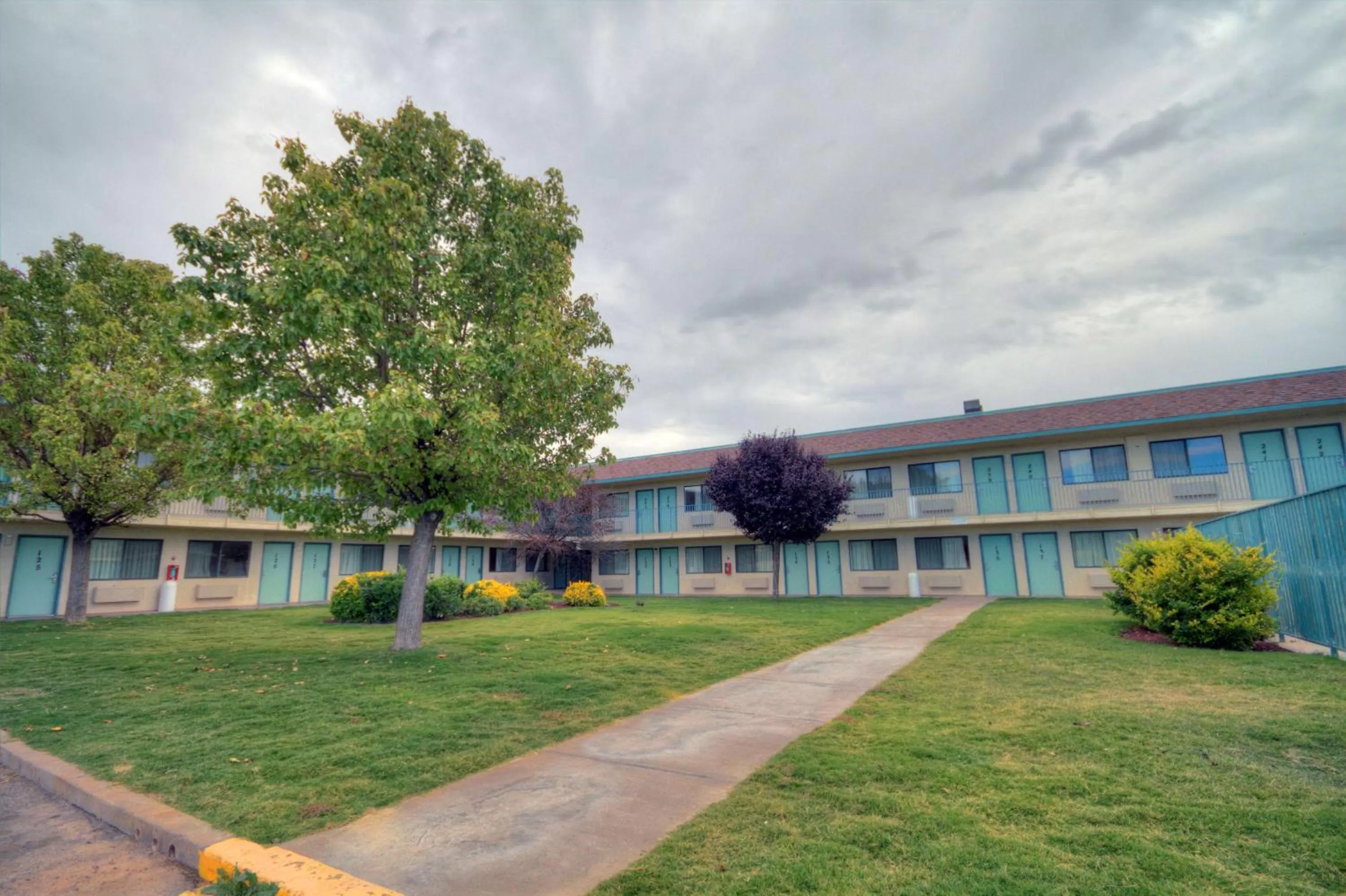 Property building in Motel 6-Alamogordo, NM