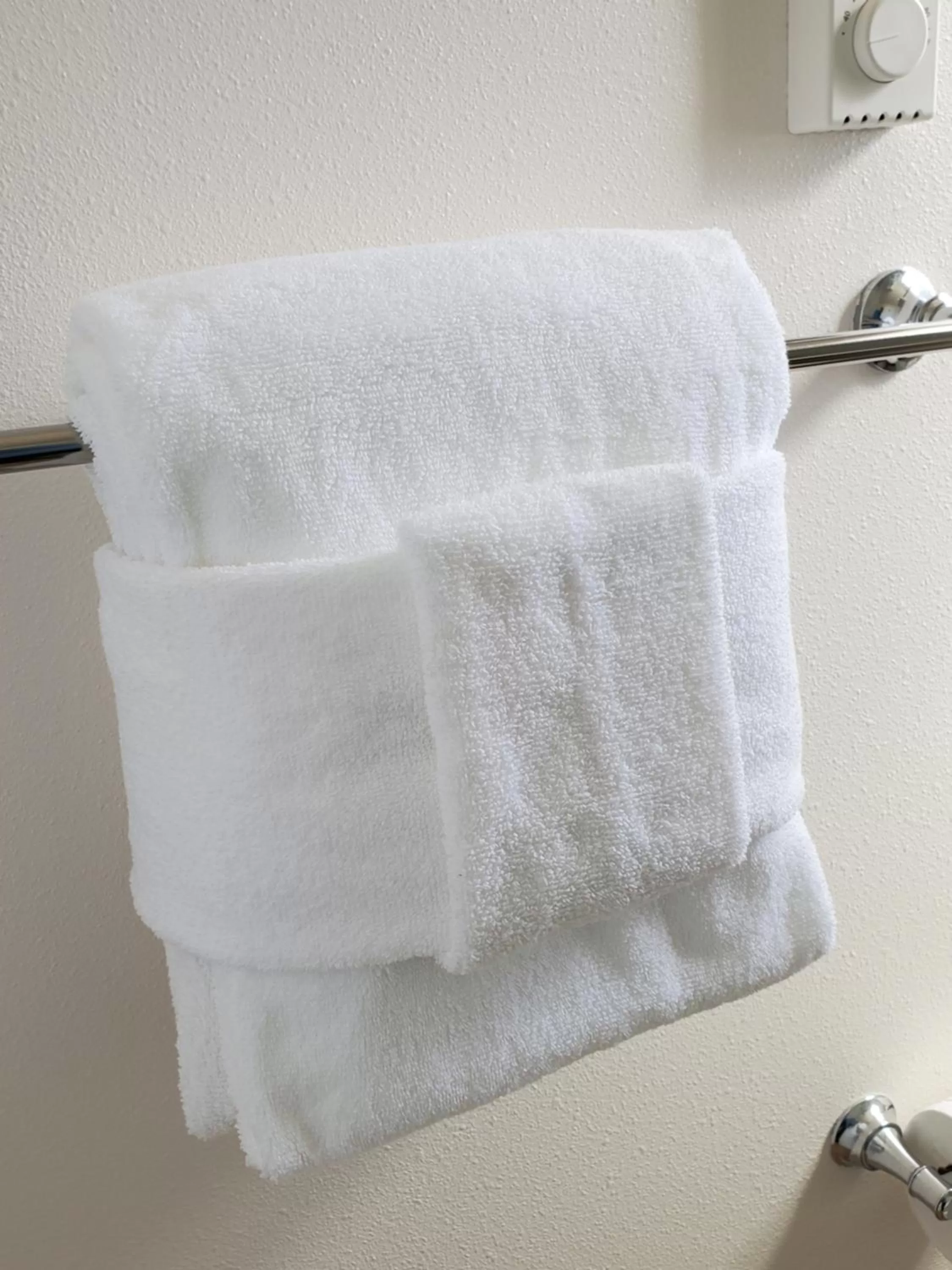 Shower in Moonstone Beach Motel