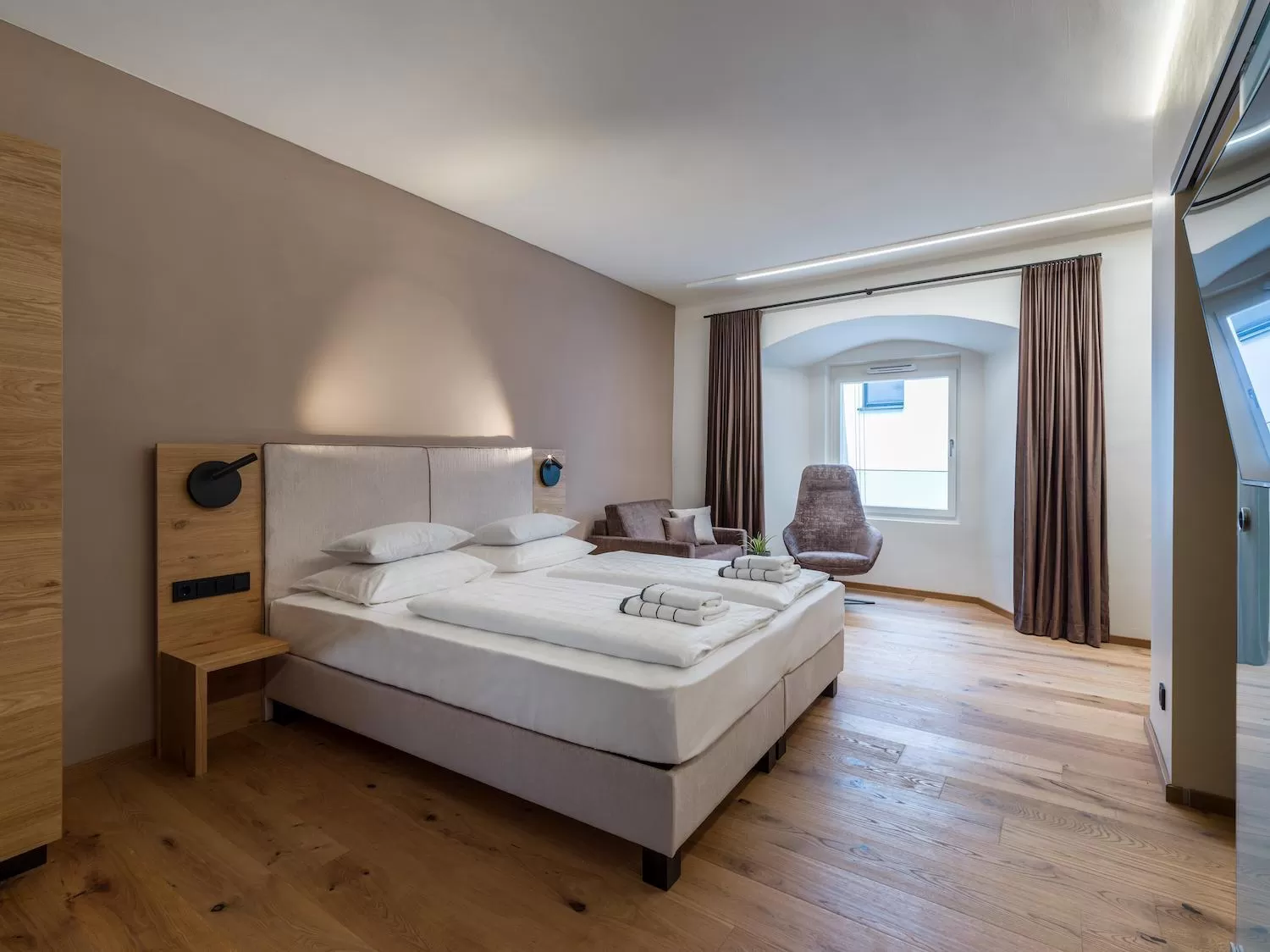 Bed in Platzhirsch Kufstein