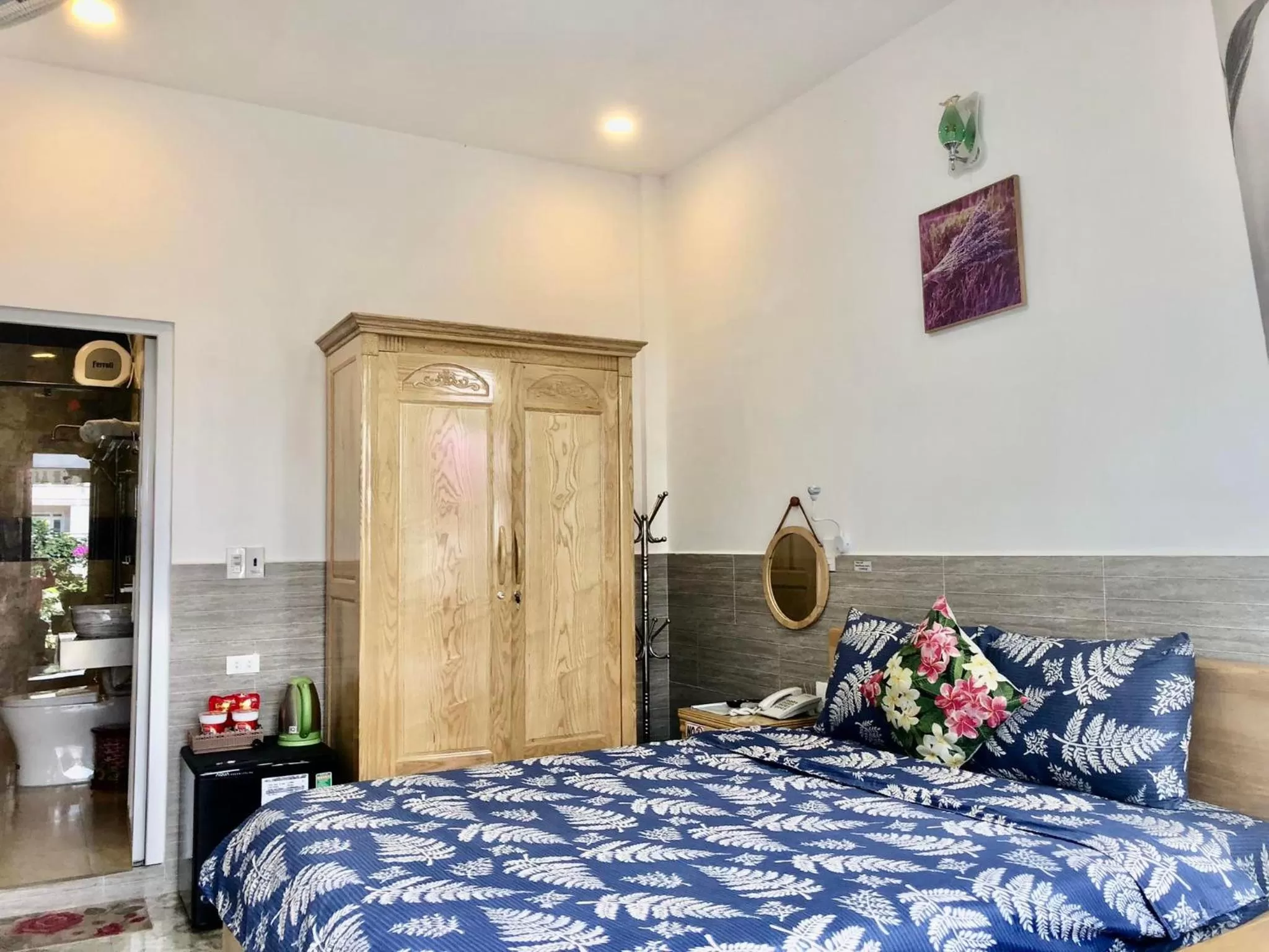 Property building, Bed in Villa - Hotel Nam Khang 2 Dalat